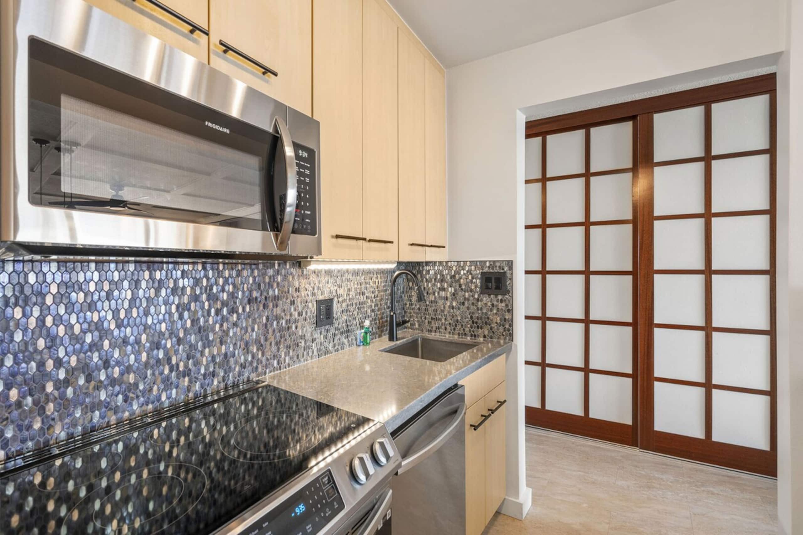 Kamaole Beach Royale 405 - Expansive Ocean Views - Photo 26