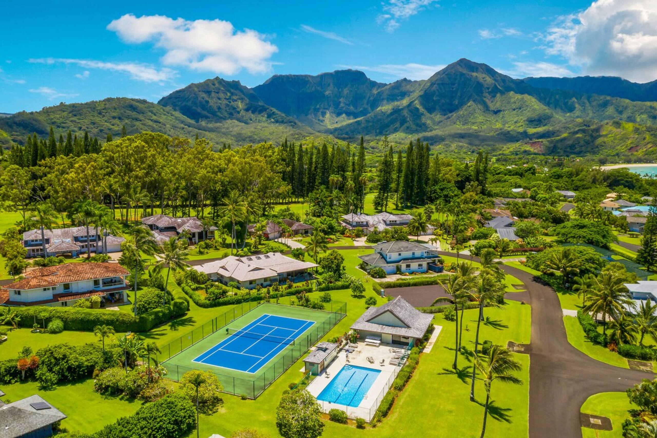 4Br Princeville Home, AC, Pool, Tennis, Beach Toys - Photo 37