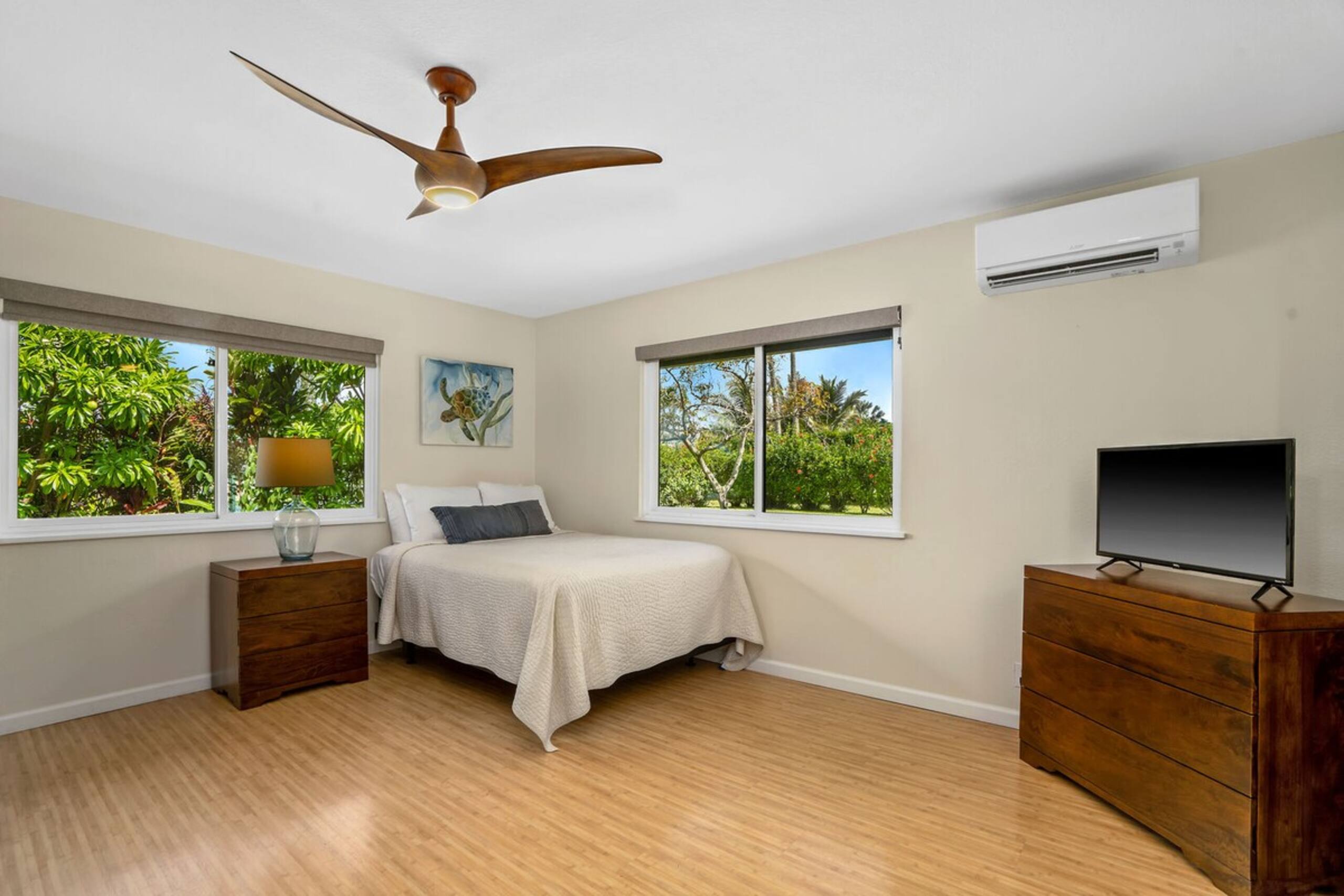 4Br Princeville Home, AC, Pool, Tennis, Beach Toys - Photo 33
