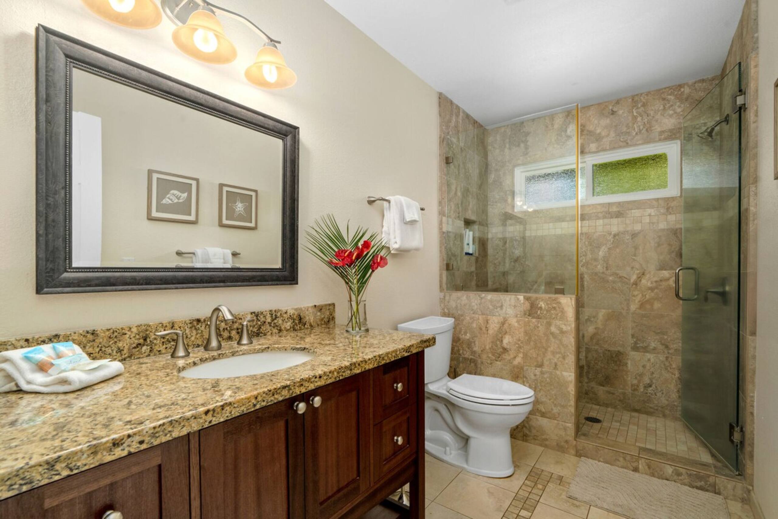 4Br Princeville Home, AC, Pool, Tennis, Beach Toys - Photo 29