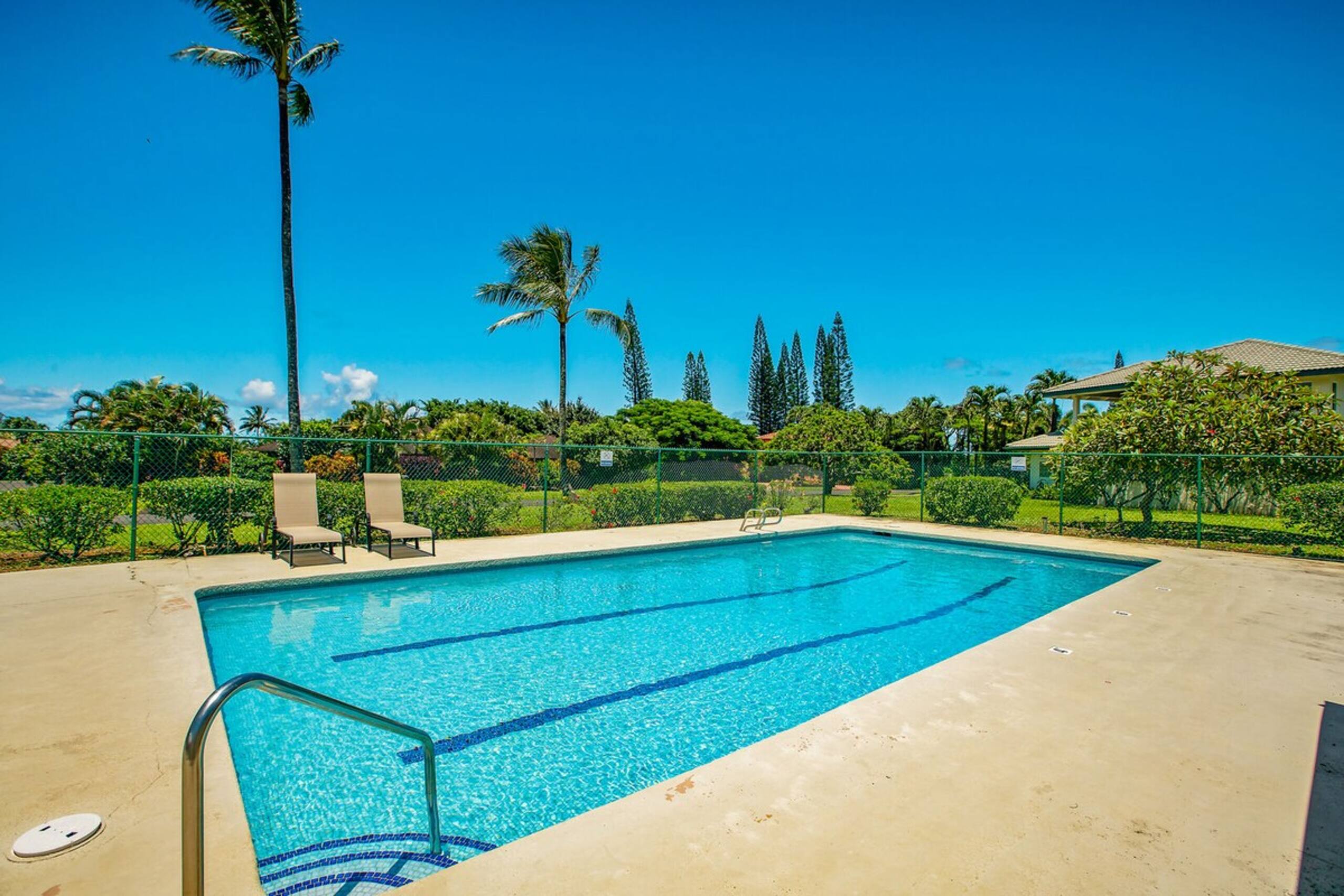 4Br Princeville Home, AC, Pool, Tennis, Beach Toys - Photo 41