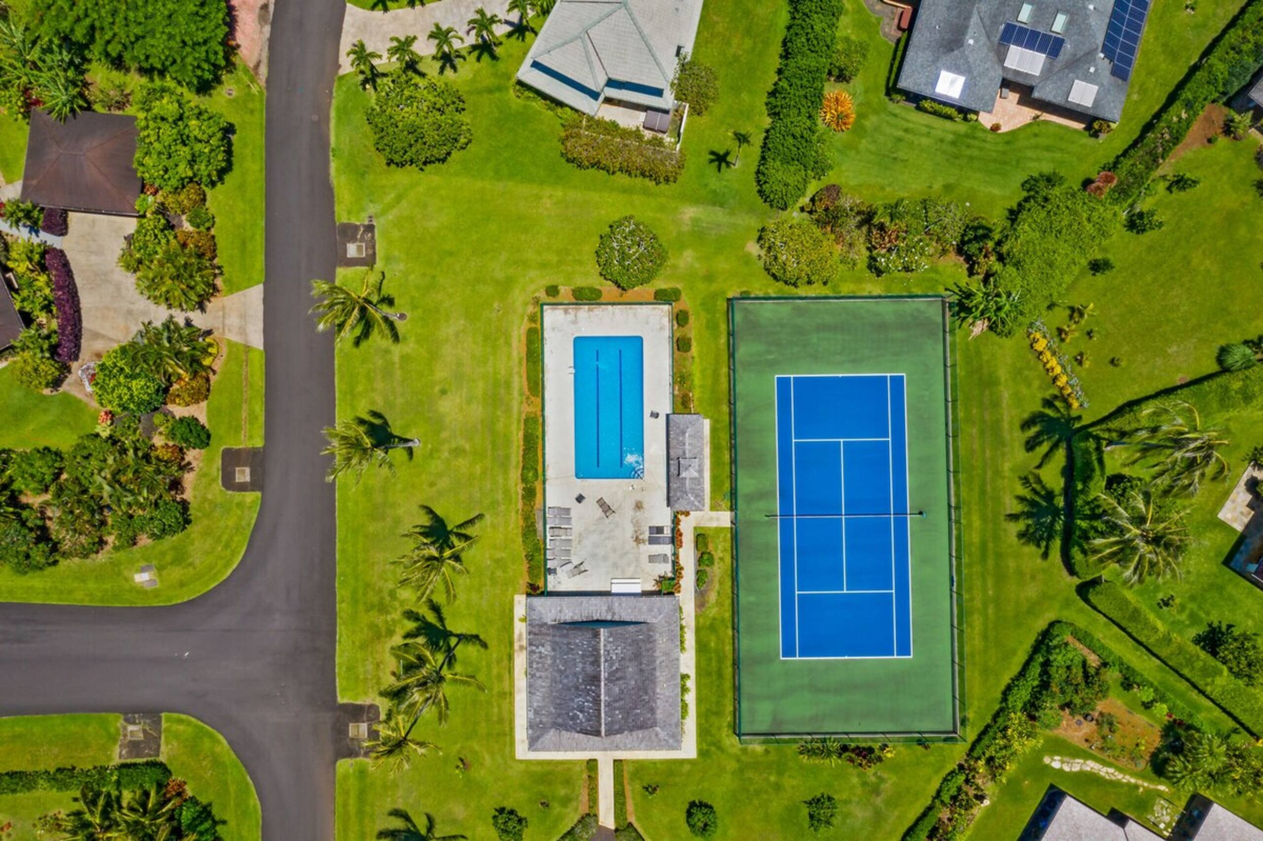 4Br Princeville Home, AC, Pool, Tennis, Beach Toys - Photo 48