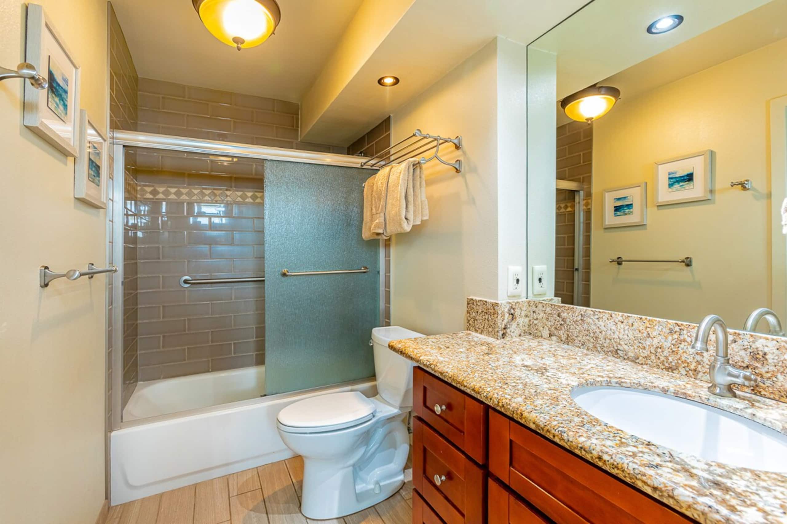 Oceanfront condo w/ whale watching views - Photo 20