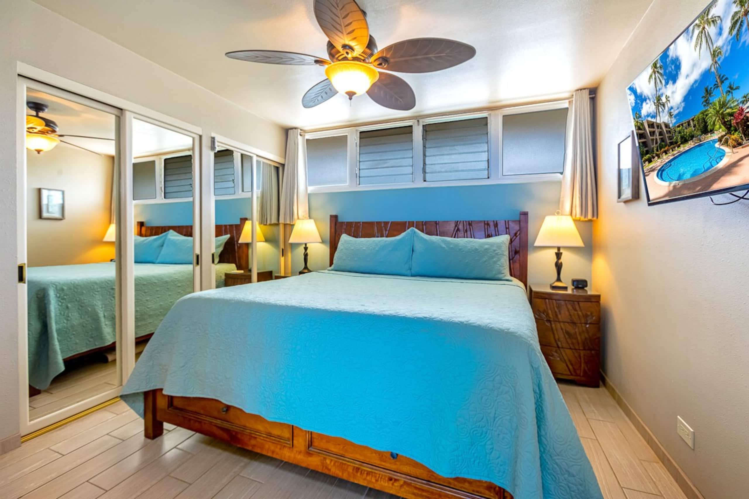 Oceanfront condo w/ whale watching views - Photo 16