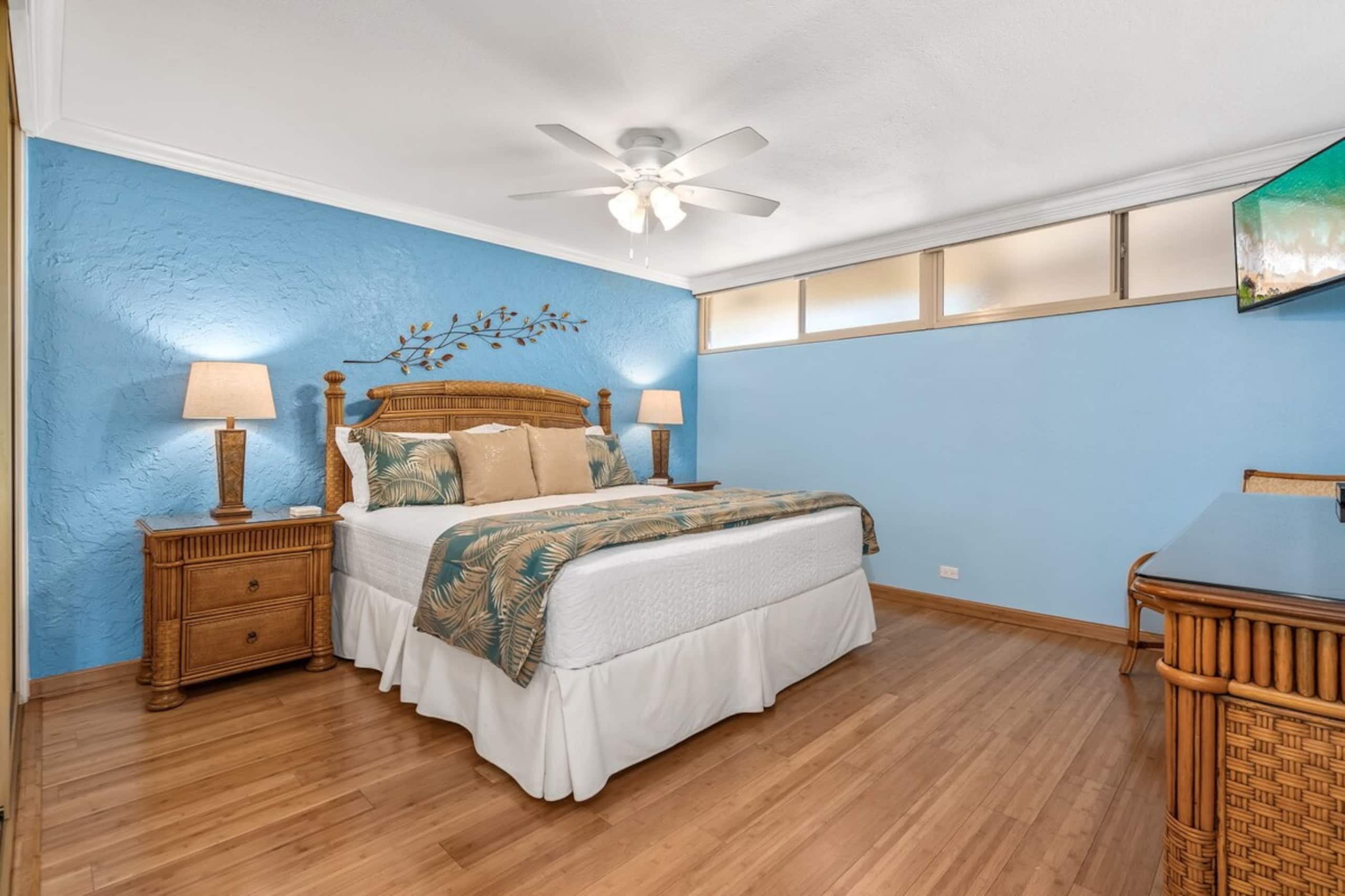 Oceanfront condo w/ lanai and sunset views - Photo 20
