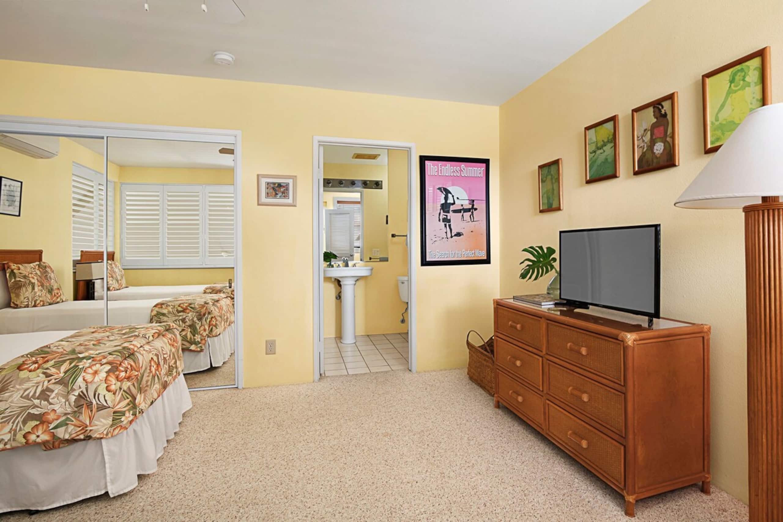 Regency 321 Steps from the Pool By Suite Paradise - Photo 10