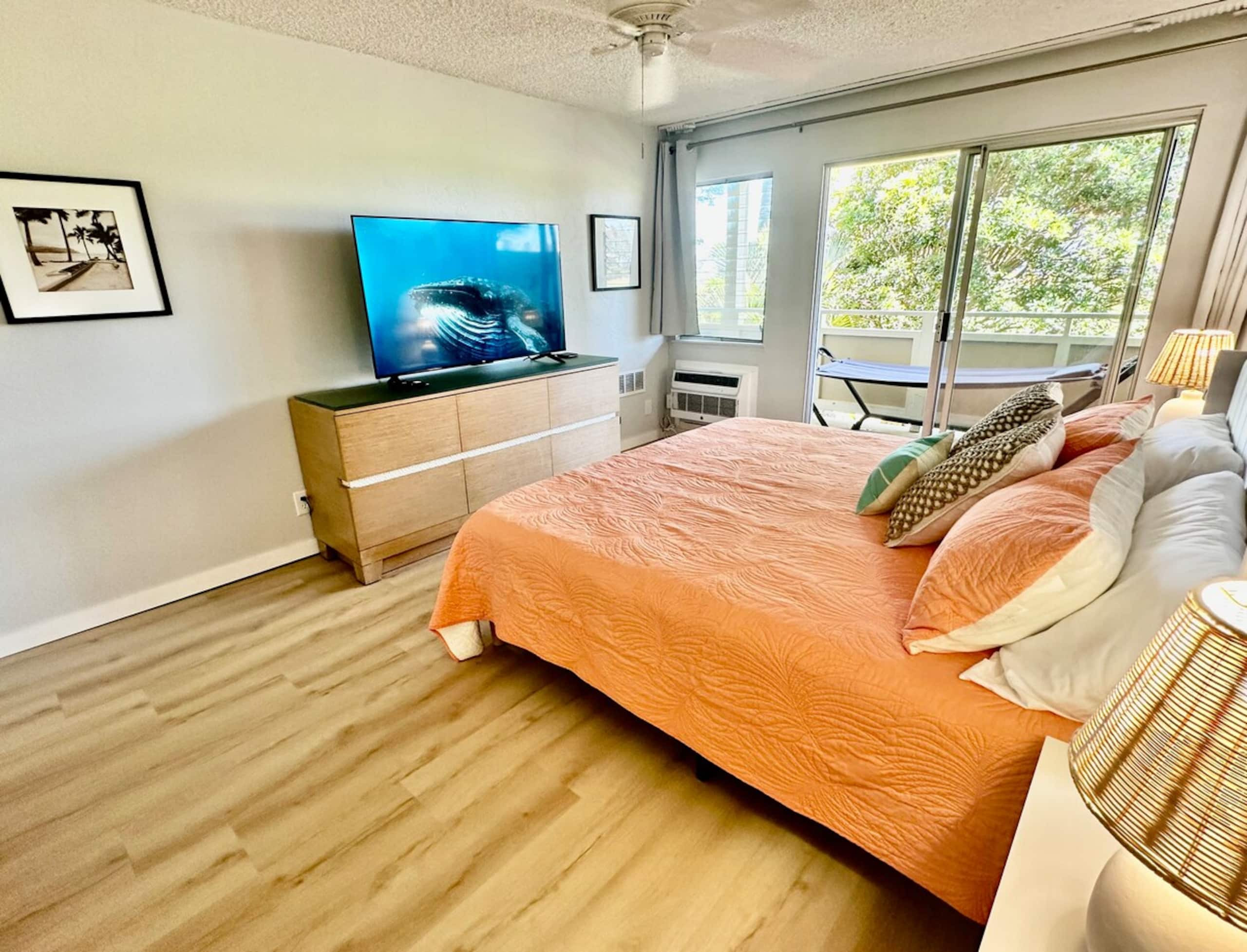 Luxury Oceanview Condo in Kapa'a- FULLY remodeled - Photo 35