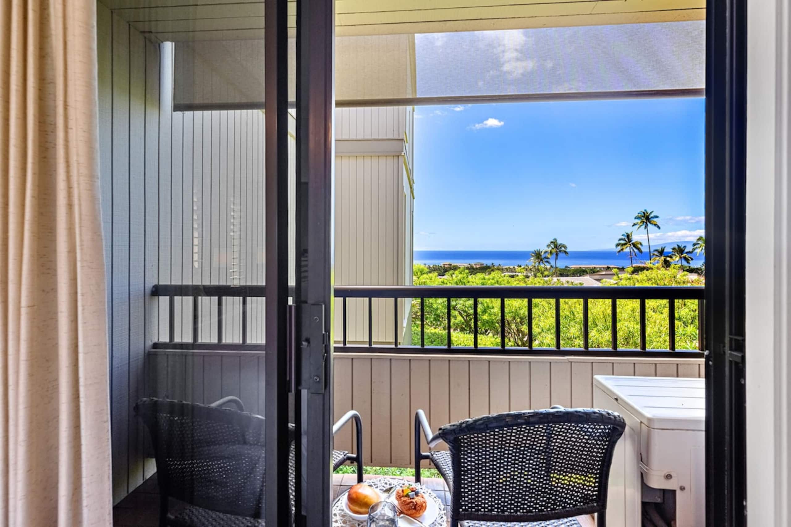 Tropical Escape with Endless Coastal Views - Photo 23