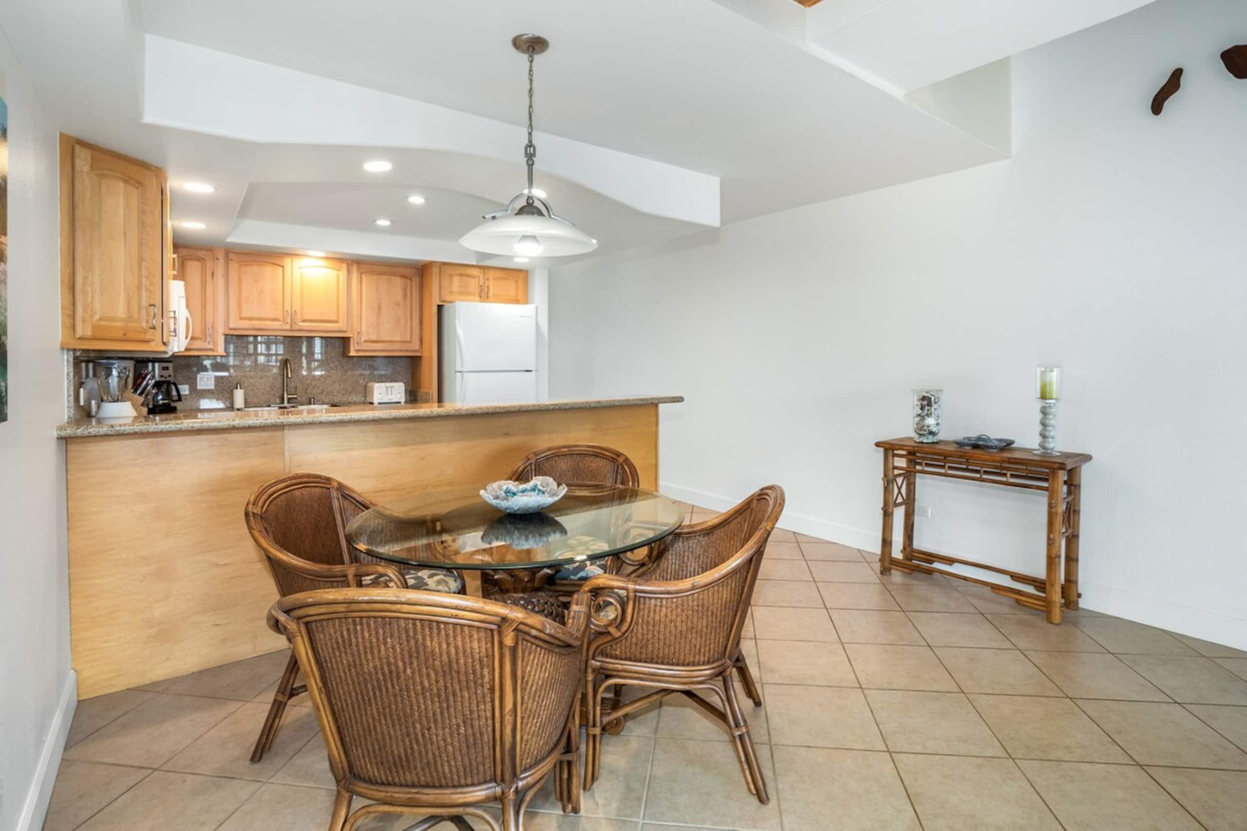 Beachfront Kihei condo w/ ocean views and pool - Photo 8