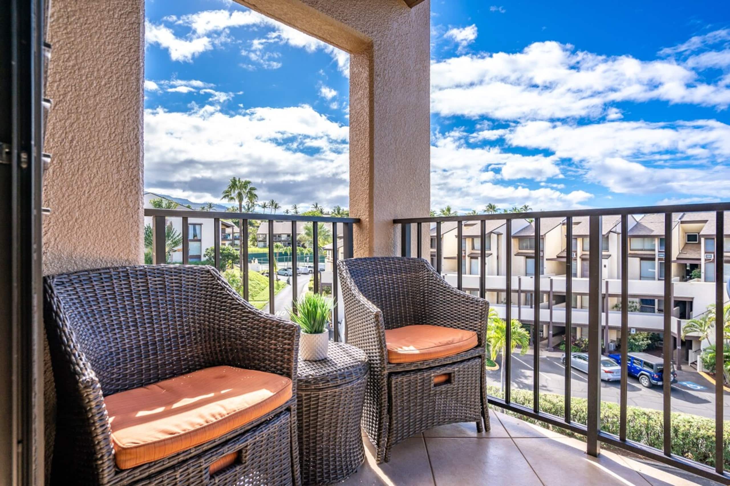 Beachfront Kihei condo w/ ocean views and pool - Photo 6