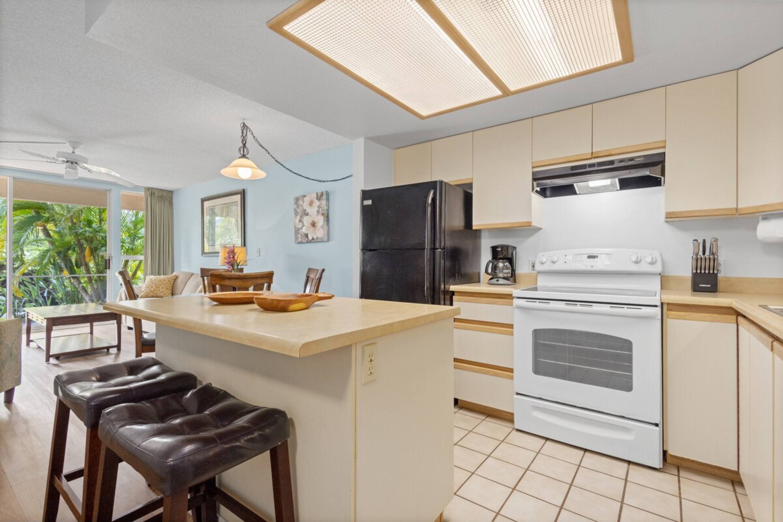 Charming & Updated Maui Banyan 2 Bath - Photo 9