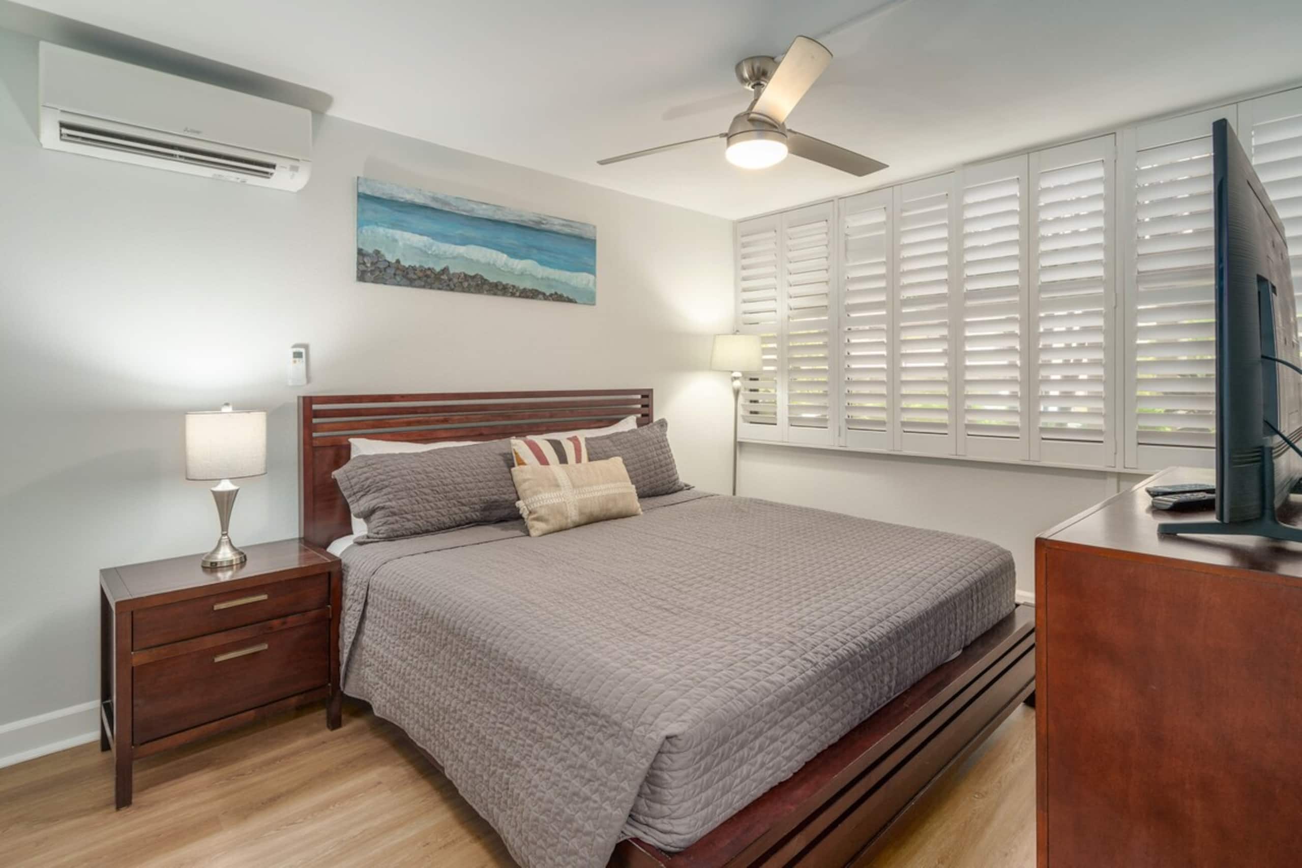 Ground Floor-Newly Remodeled-AC-Well Equipped - Photo 1
