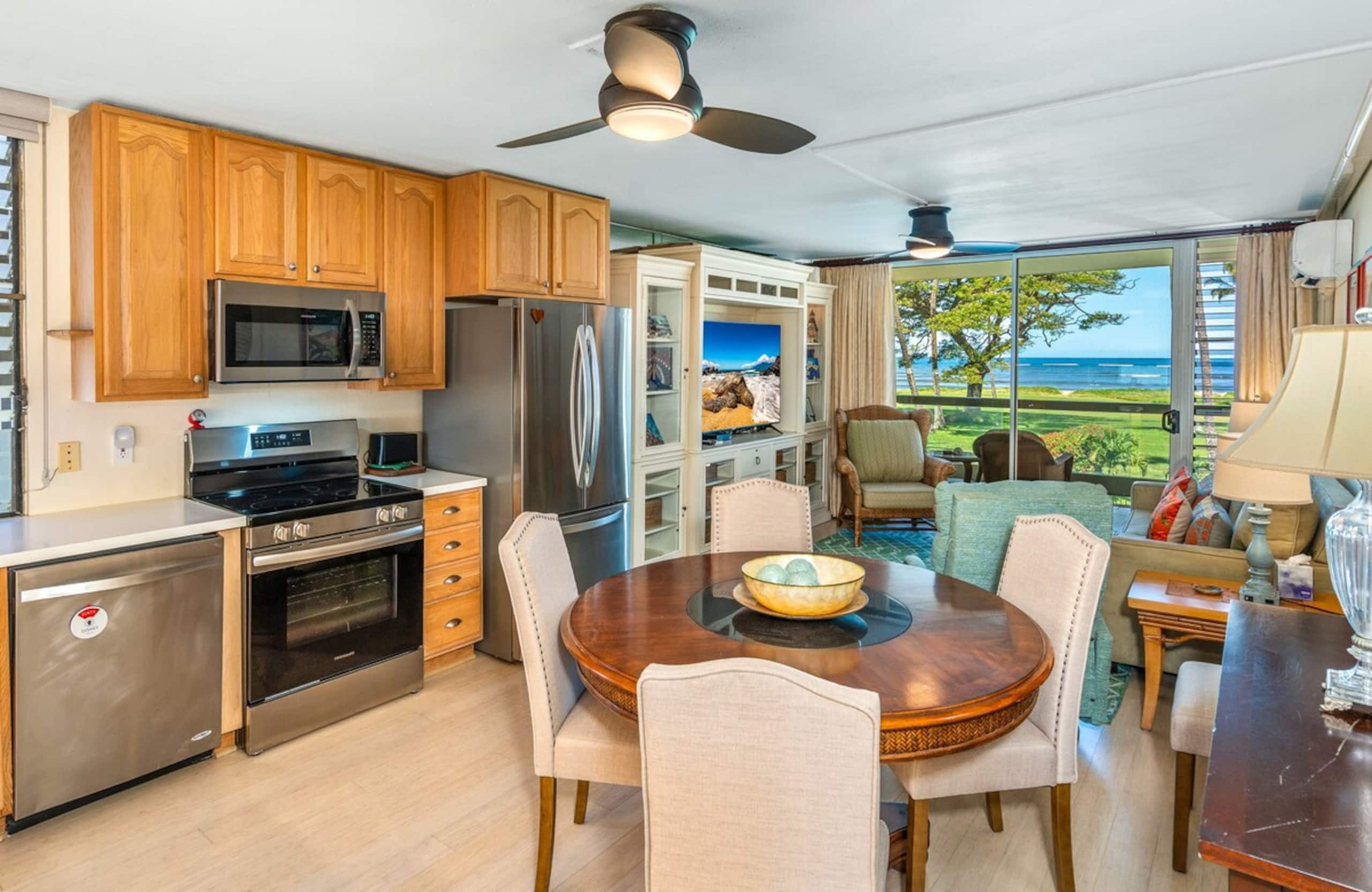 Panoramic Ocean View Full AC, Kitchen, WiFi LEI200 - Photo 12