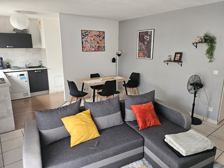 Appartement Charmant à Cenon - Cenon