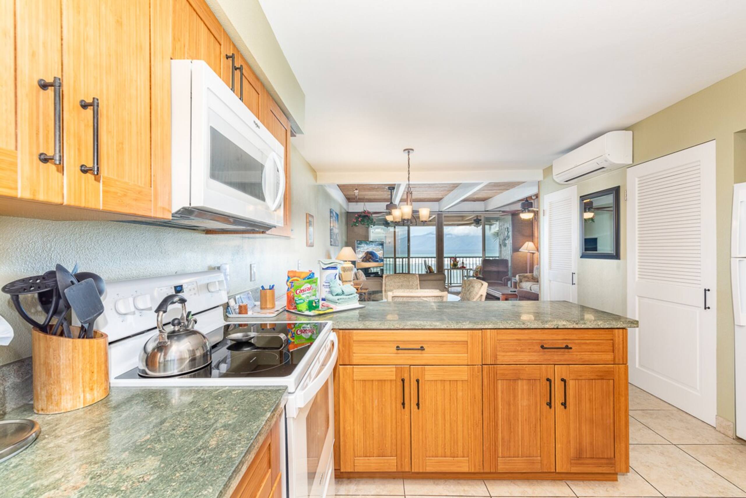 Dream Vacation getaway, B205 paradise - Photo 8