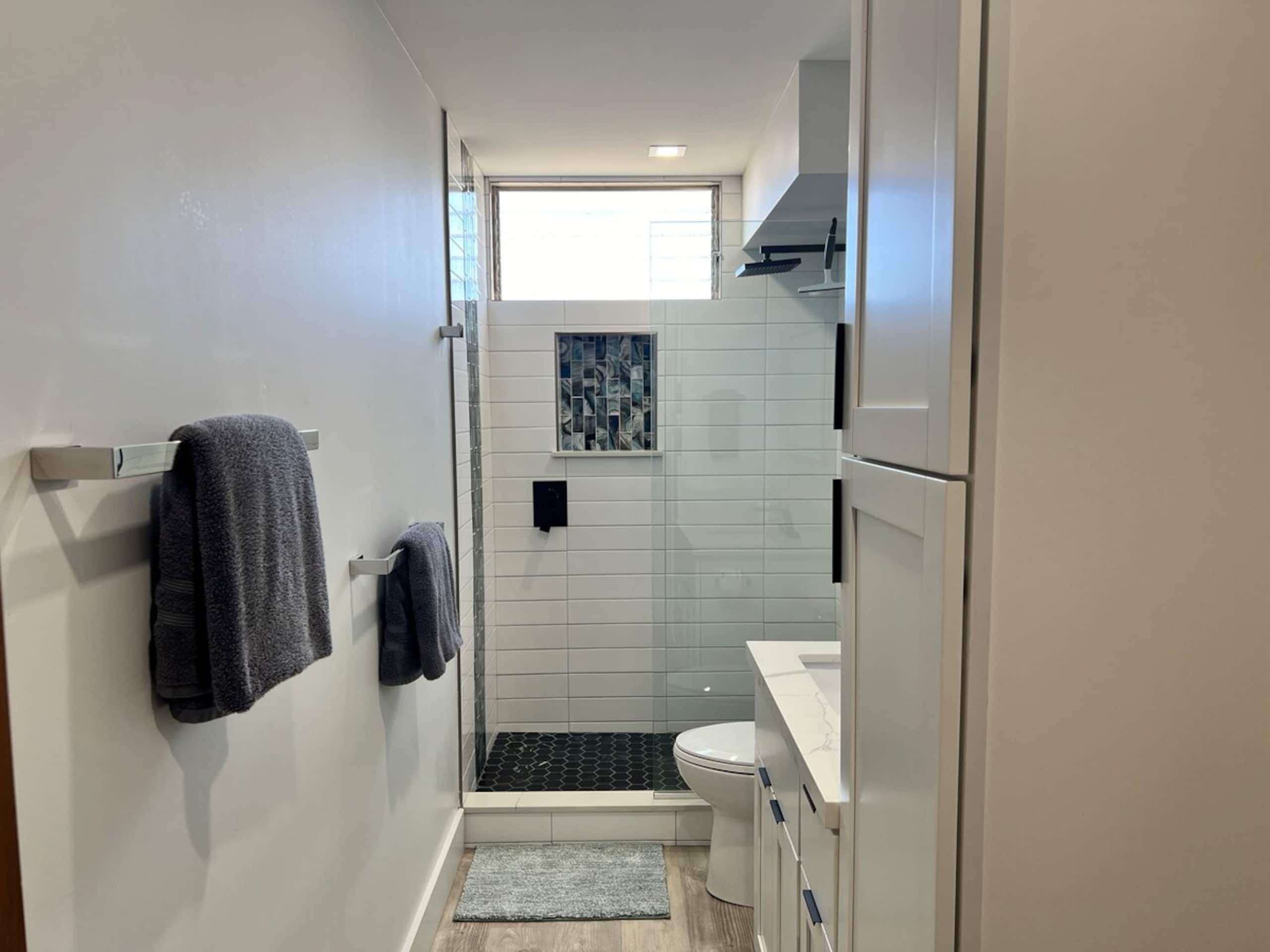 Kalama Terrace Renovated Retreat, AC! - Photo 13