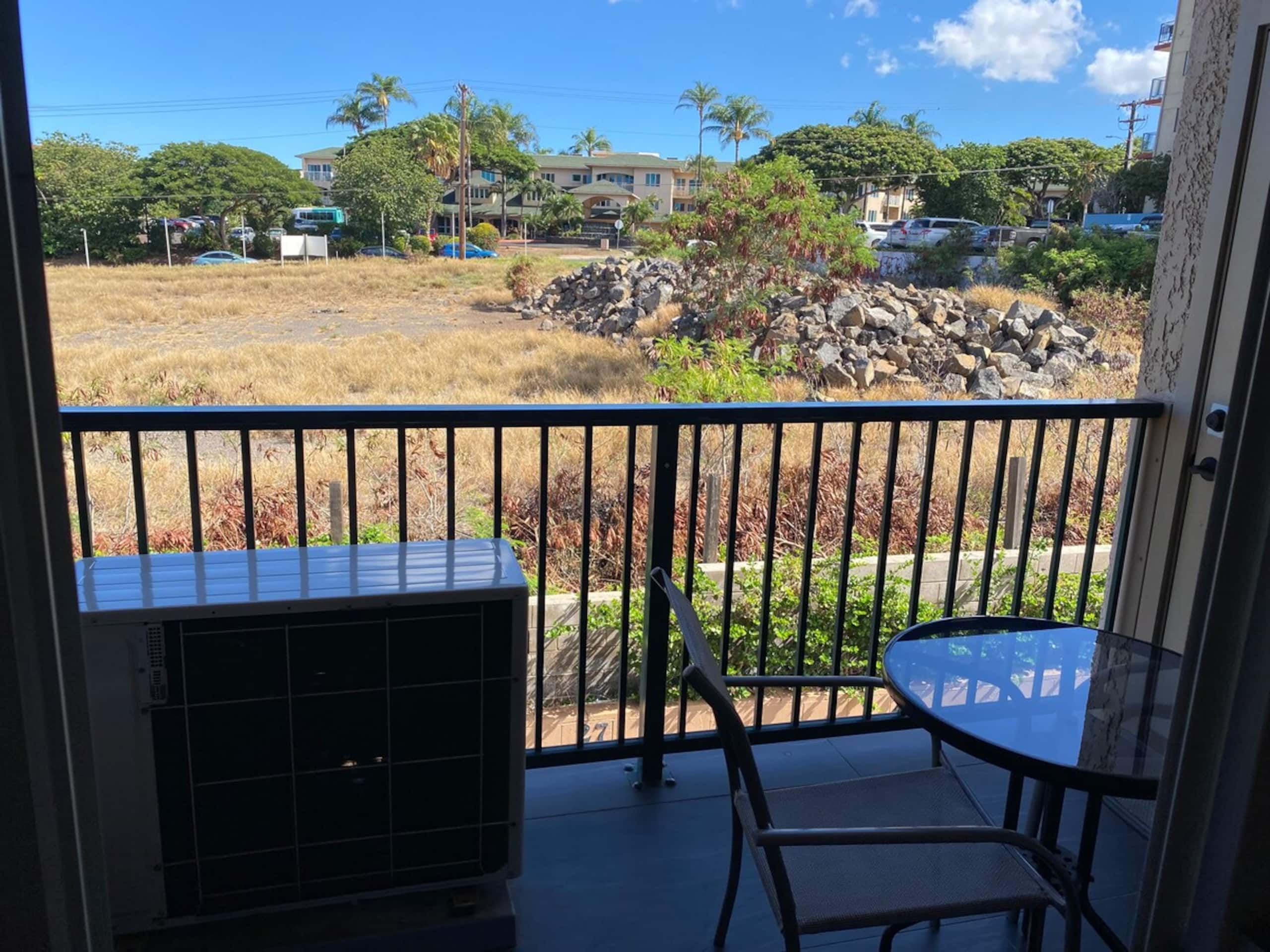 Kalama Terrace Renovated Retreat, AC! - Photo 19