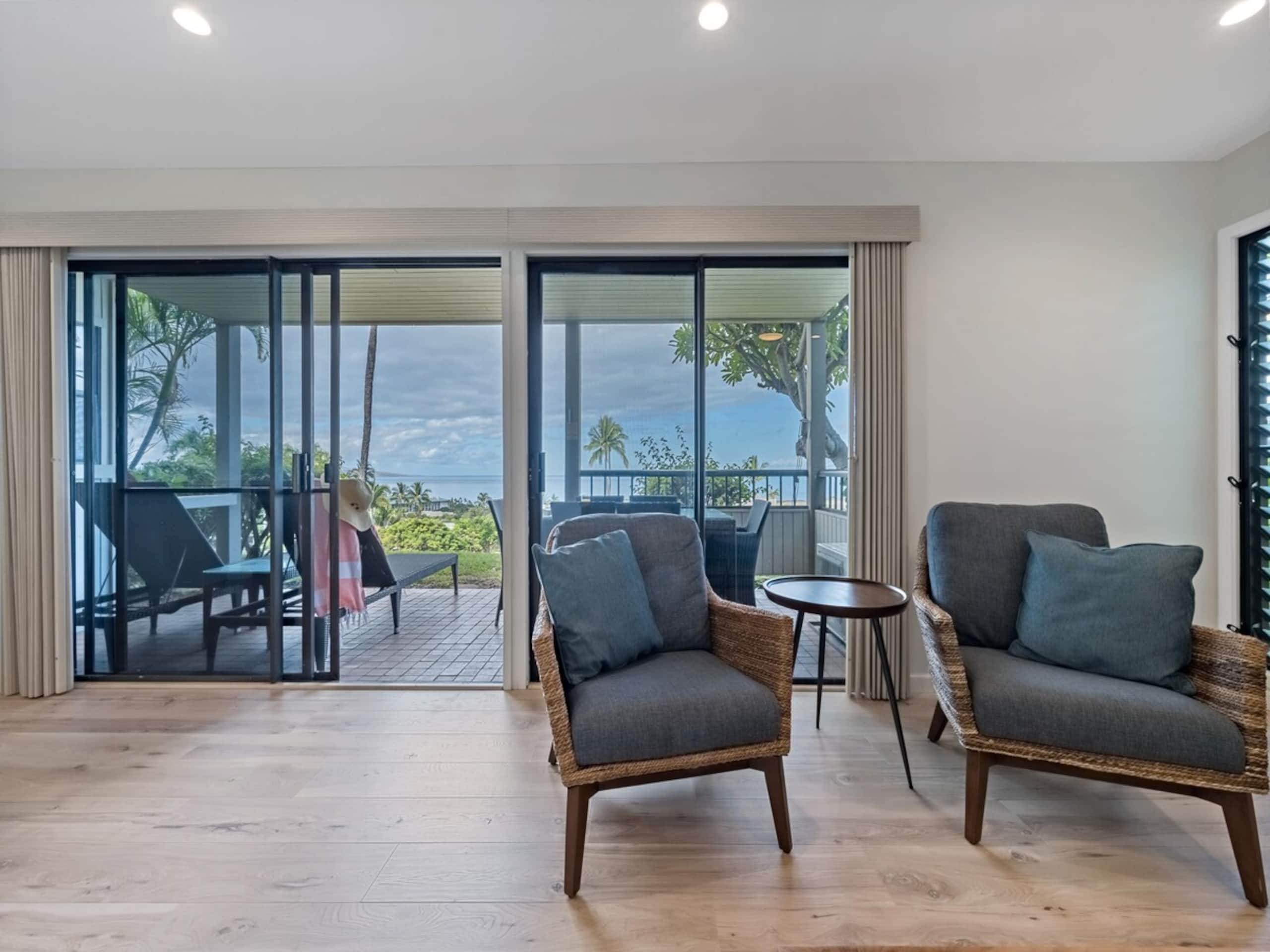 Ocean Views, Tropical Decor, Professionally - Photo 6