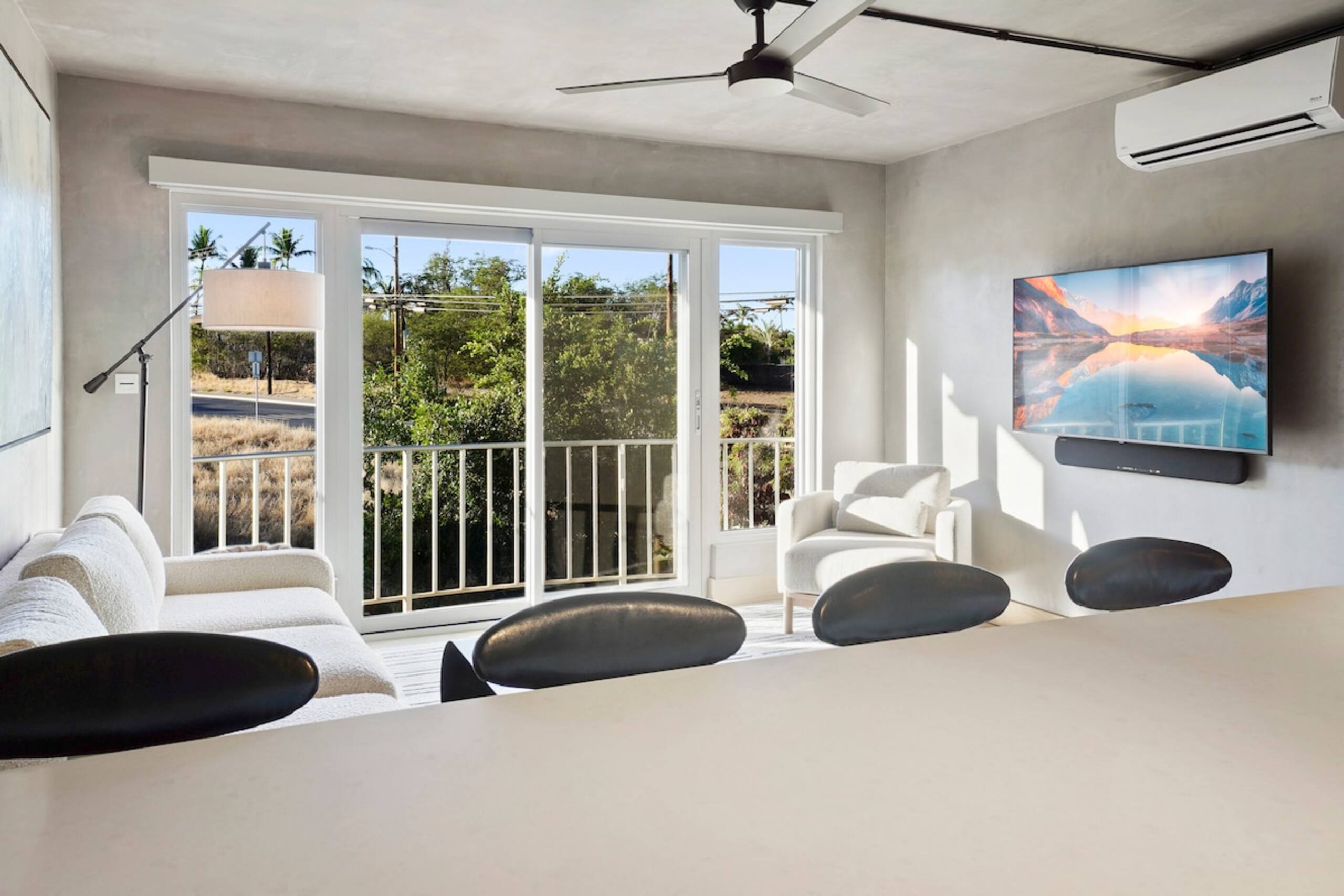 Modern Chic Kihei Villa • 3-Min Walk to Ocean - Photo 7
