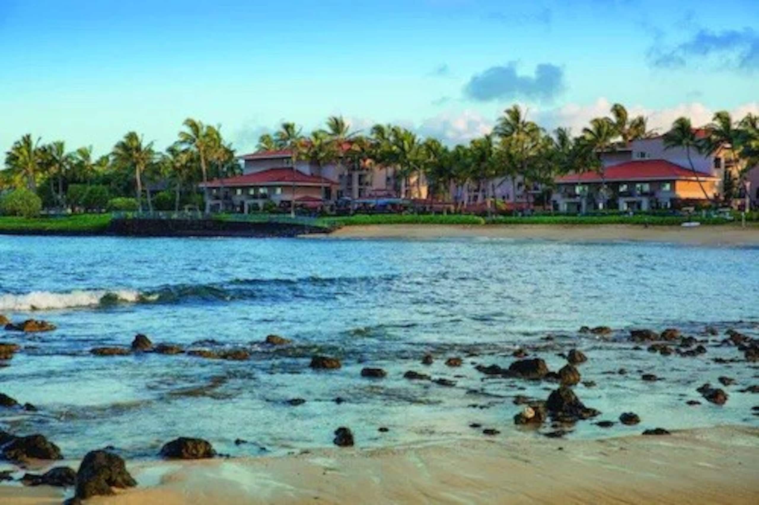 Beautiful Marriott Waiohai beach club- 2 bdrm - Photo 29