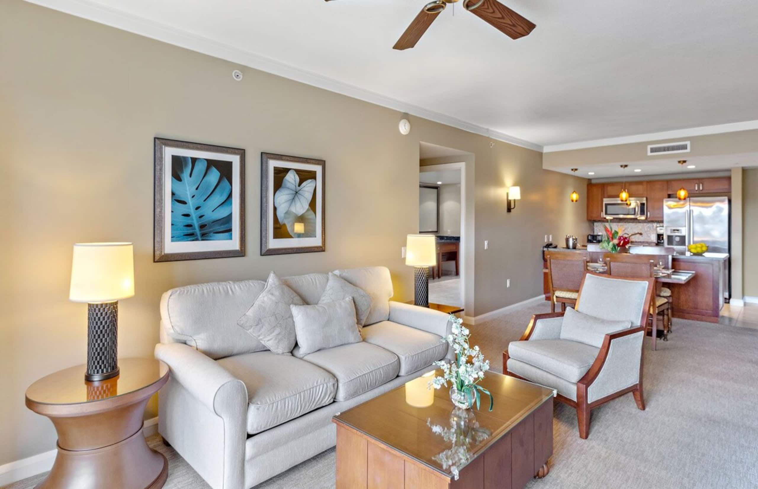 Two Condos with Resort, Pool, and Ocean Views - Photo 28