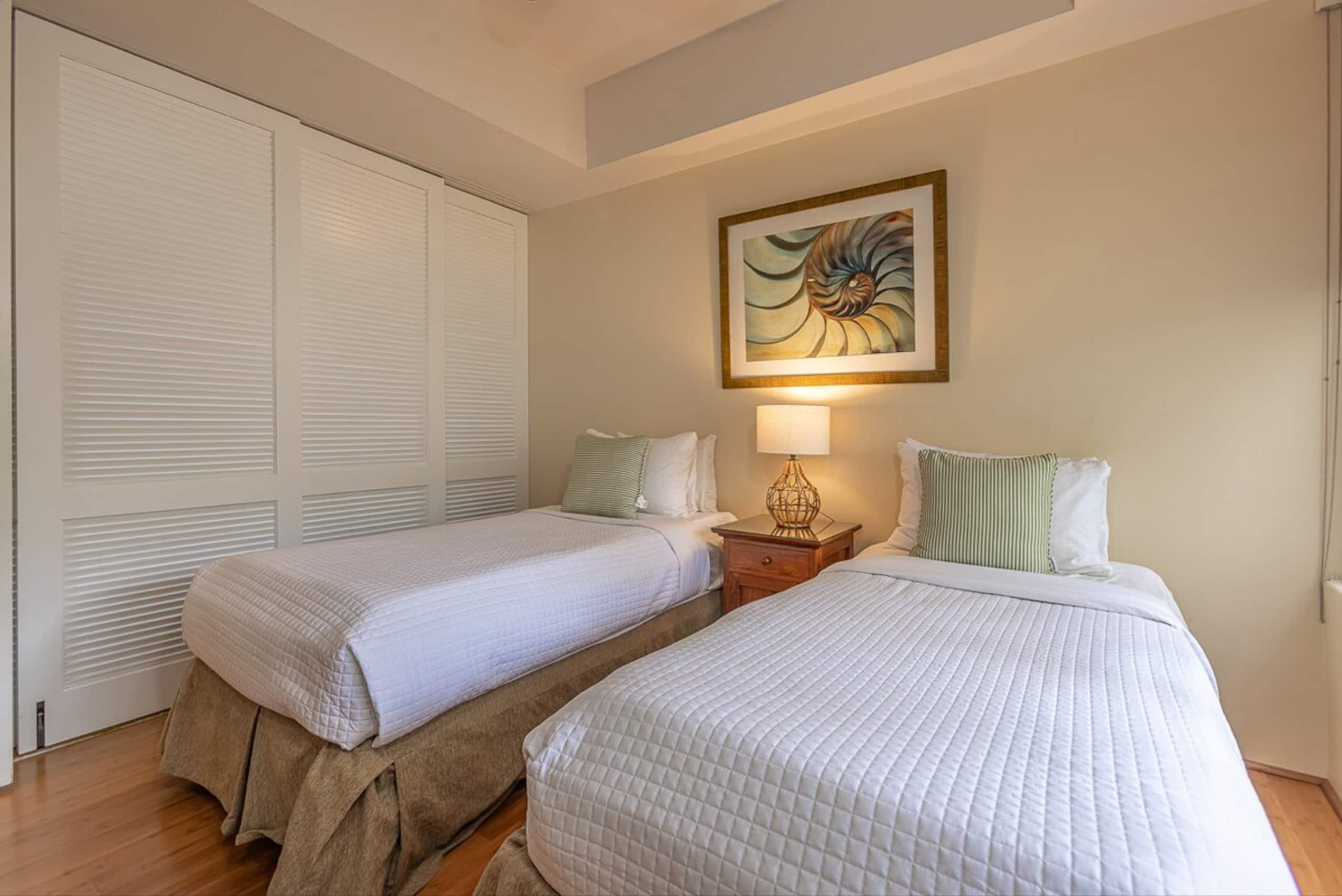 Ocean view 2BR condo w/ pool and Jacuzzi - Photo 38