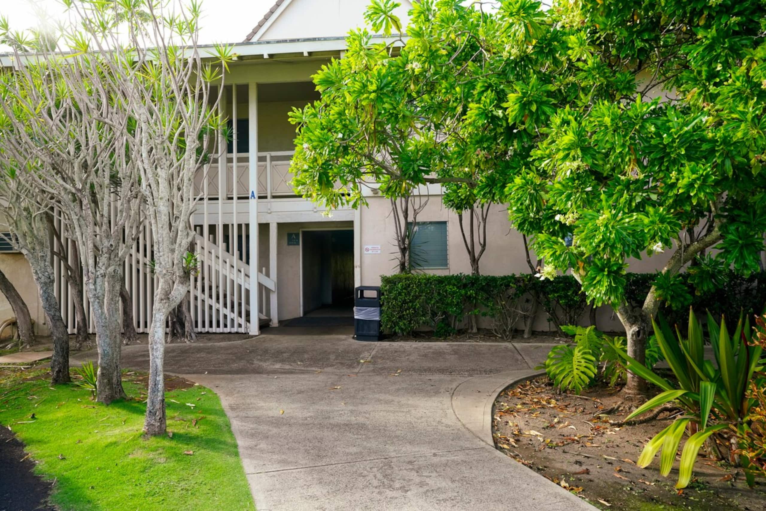 1 Bdrm Condo Conveniently Located in Kapaa - Photo 8