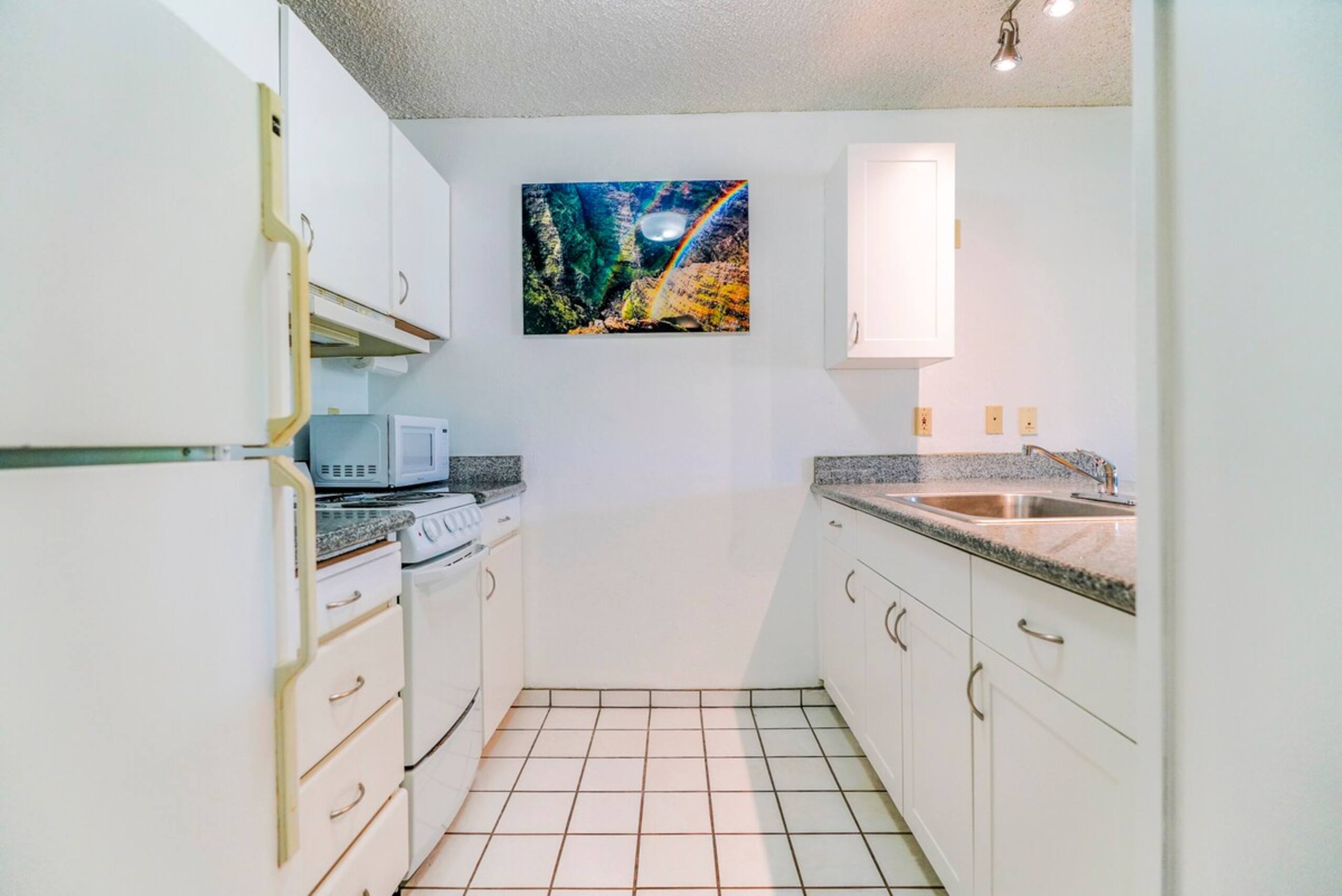 1 Bdrm Condo Conveniently Located in Kapaa - Photo 7