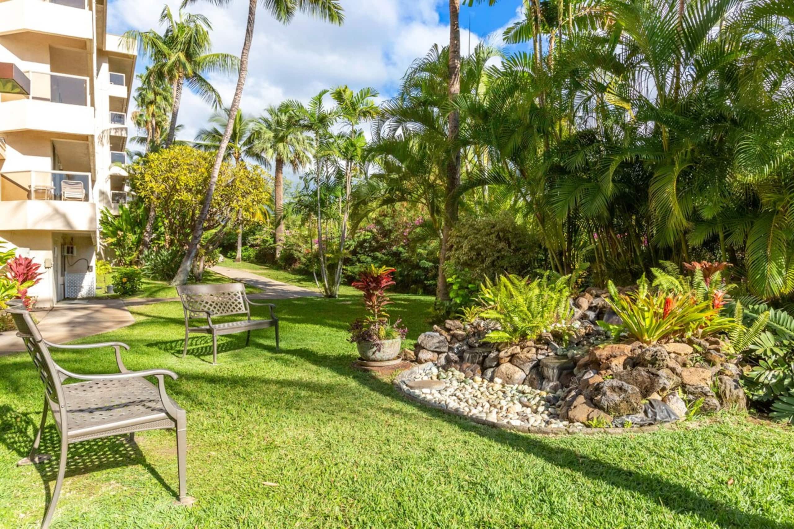Beachfront Maui Banyan Condo - Steps to Beach - Photo 45