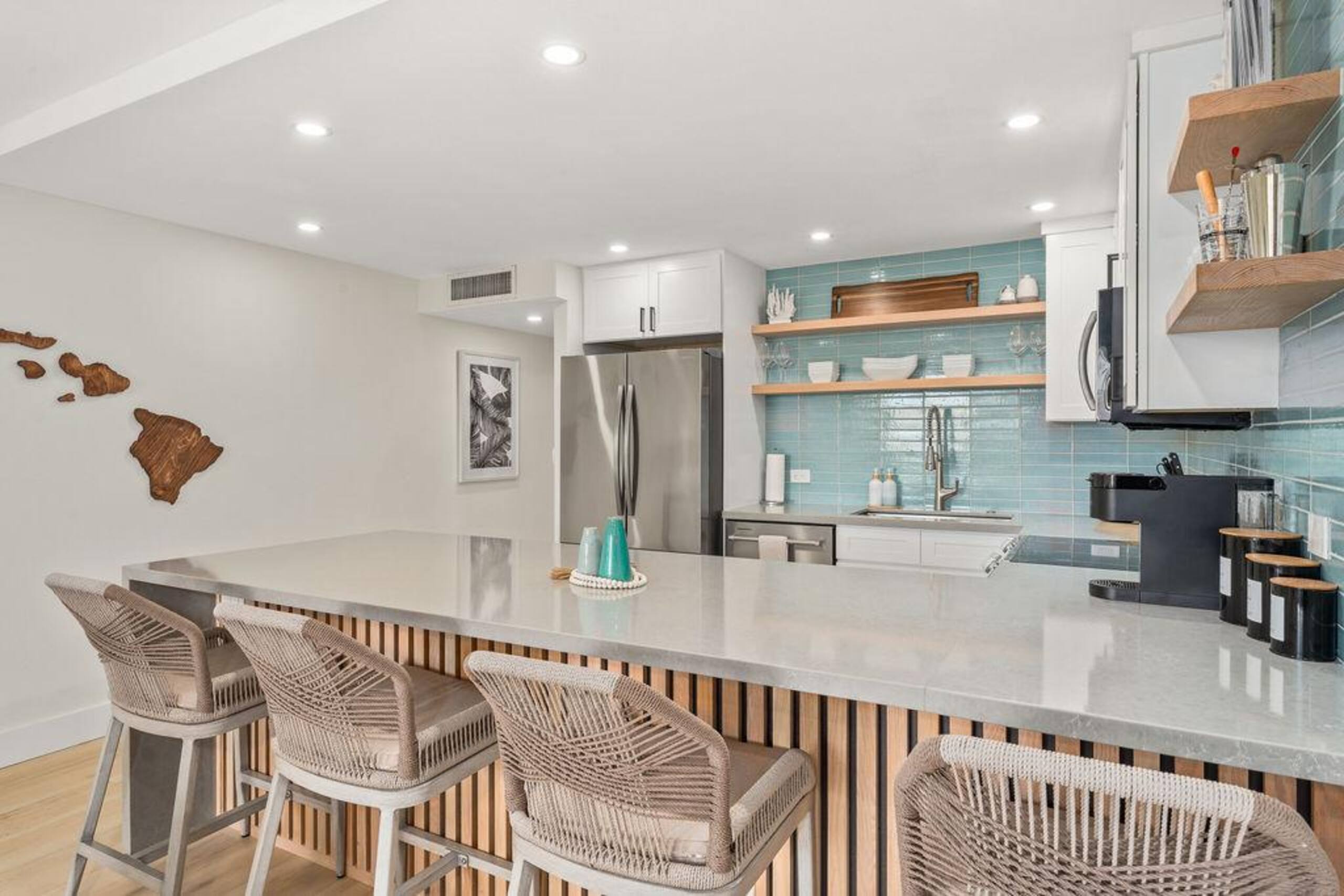 Stunning Remodel I Kamaole Sands 5-207 - Photo 8