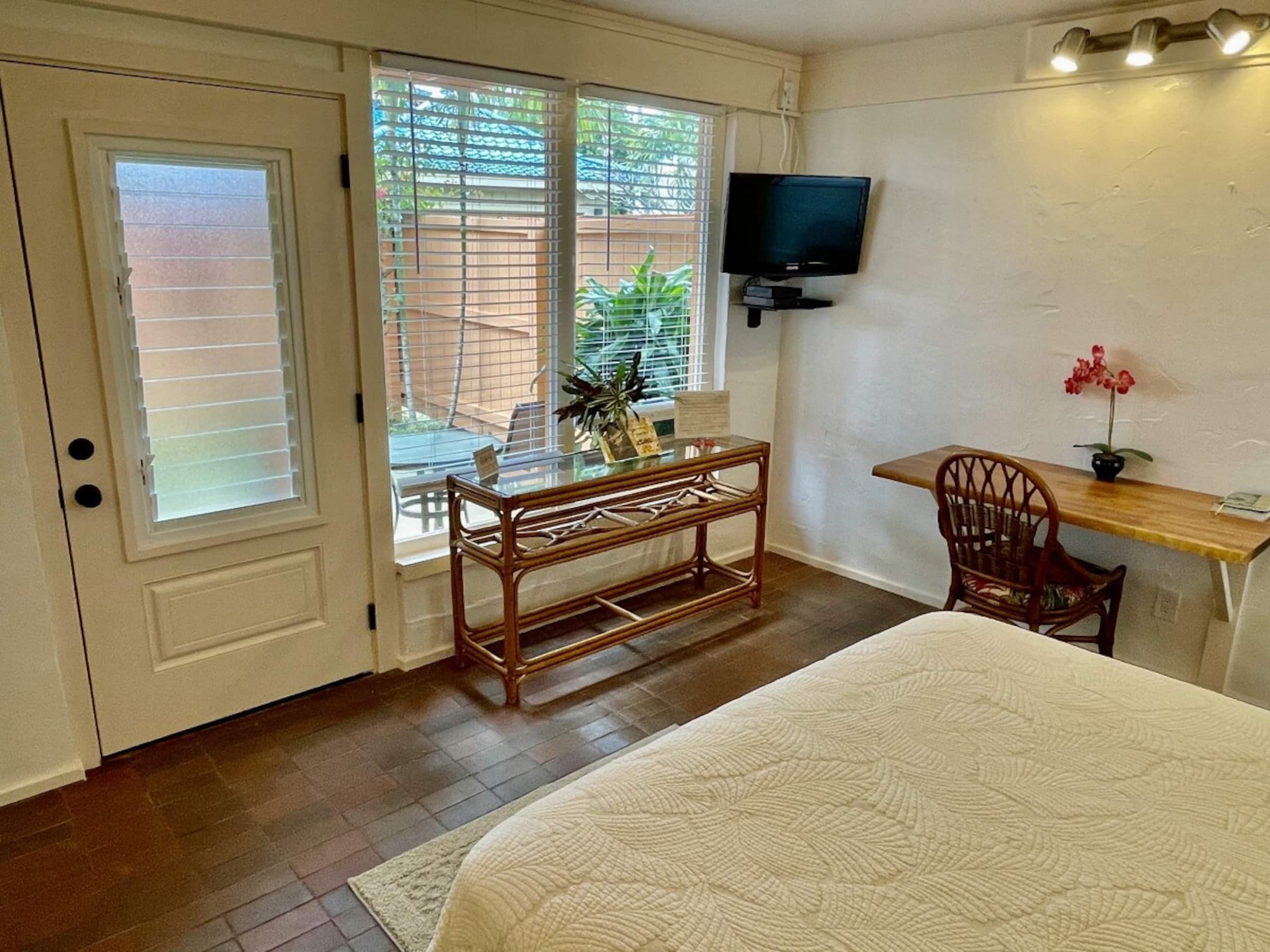 Poipu Beach Guest House -SurfSong- Unit #1 Orchid - Main photo