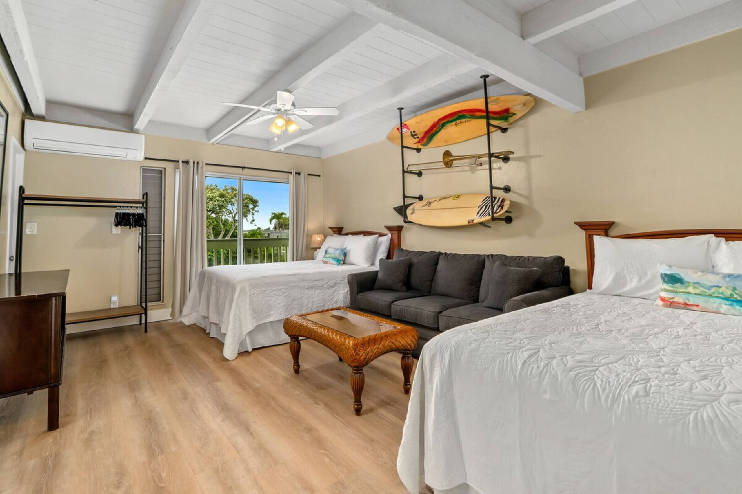 Relaxing Princeville Stay w Pool, AC & Comfort - Photo 30