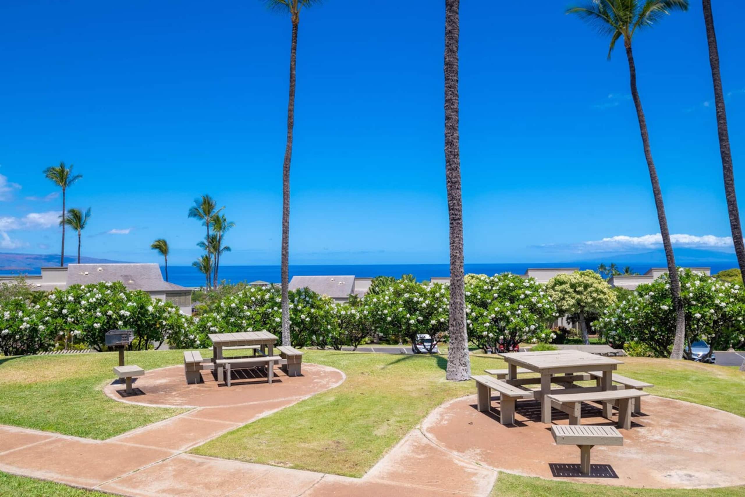 Relax in Style, Tee Off in Paradise - Photo 35