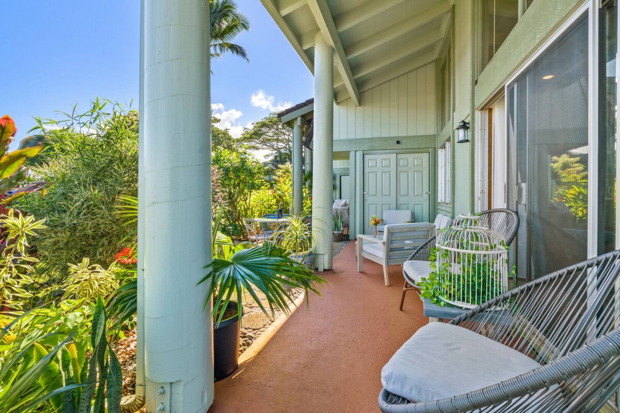 (P17D) Hale Blue Hawaii 1Br w/ Loft, Pool, Wifi - Photo 19