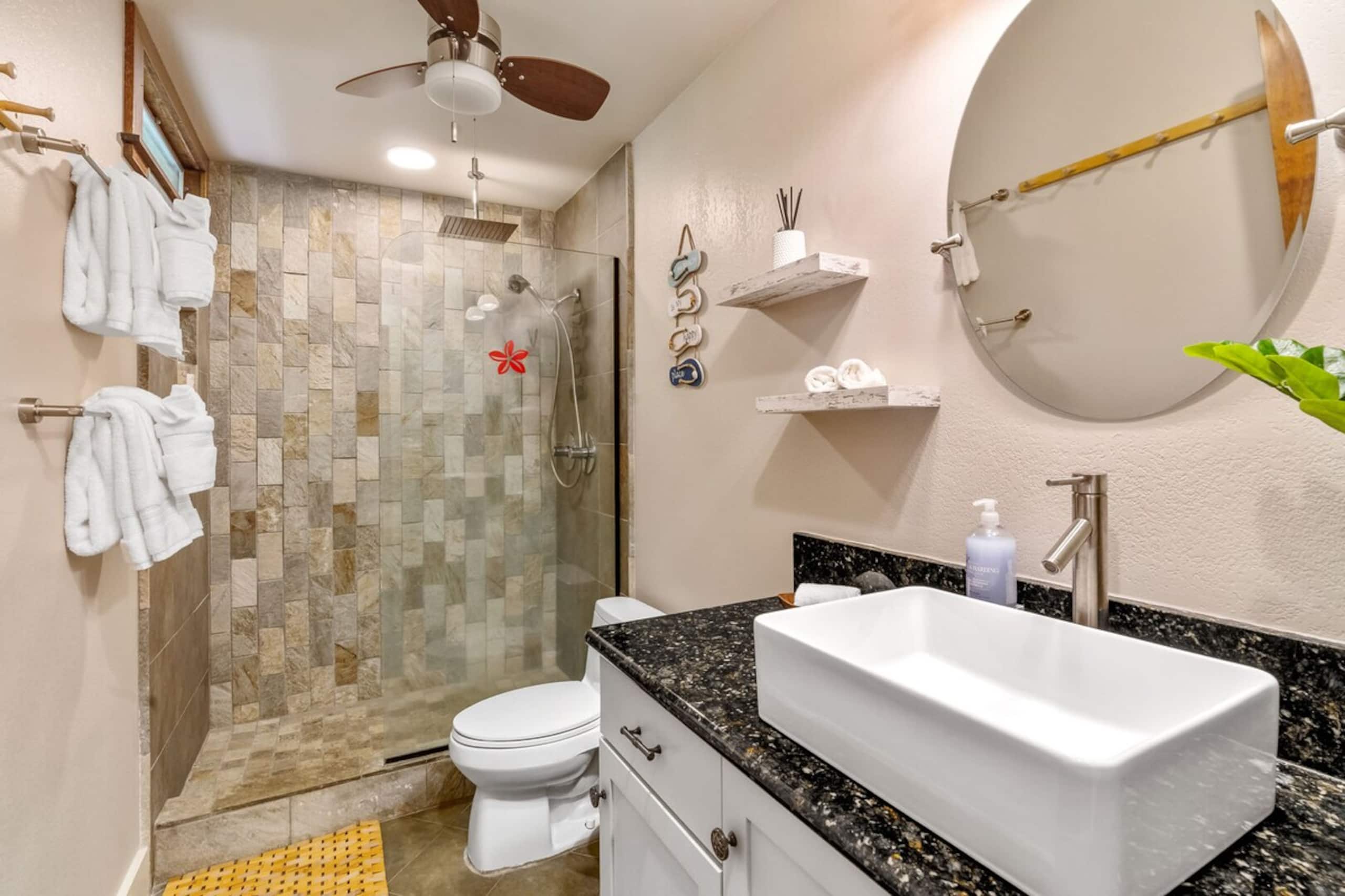 (P17D) Hale Blue Hawaii 1Br w/ Loft, Pool, Wifi - Photo 12