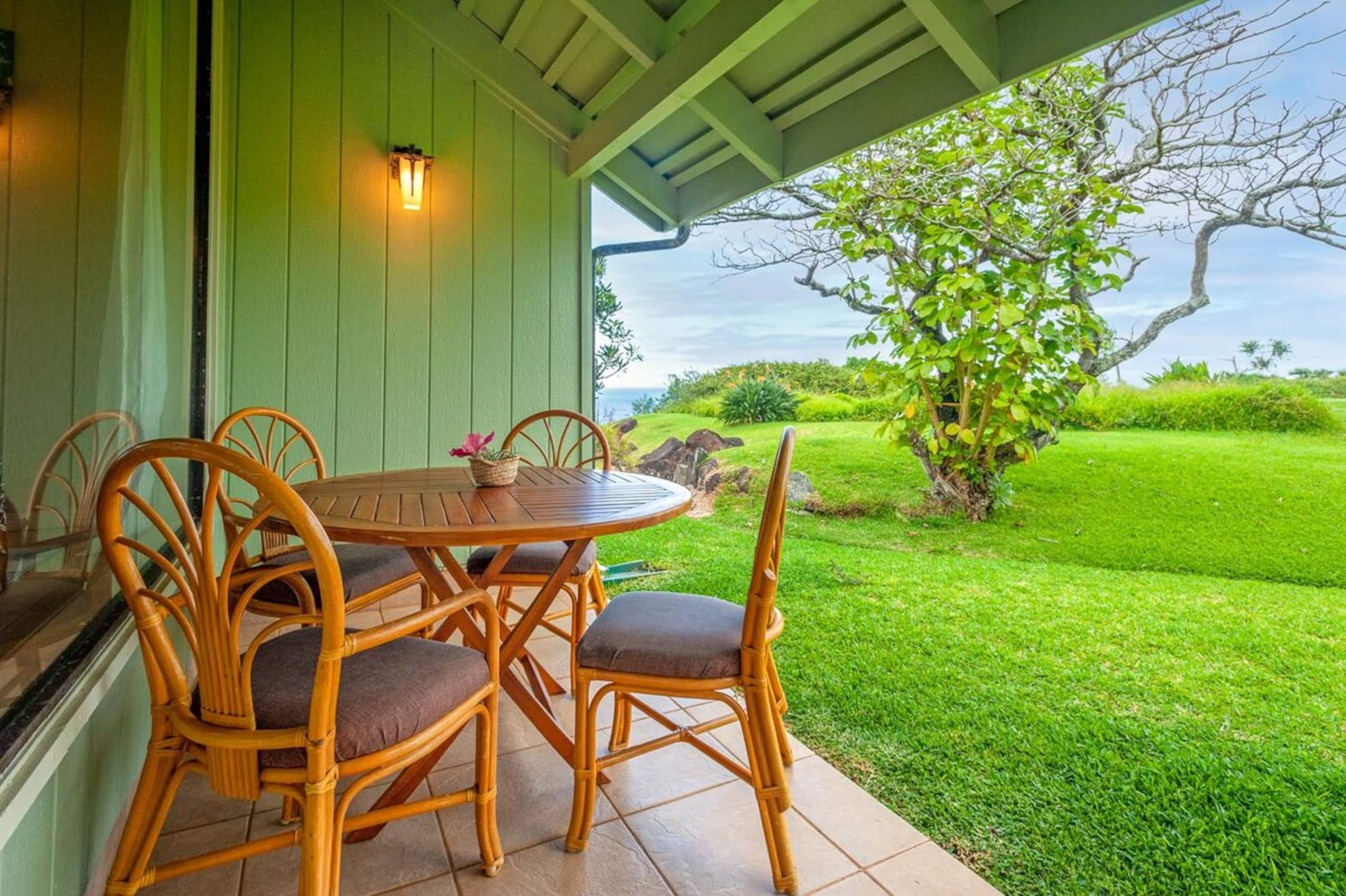 Spacious & Airy 2BR Villa - Ocean Views - Photo 6