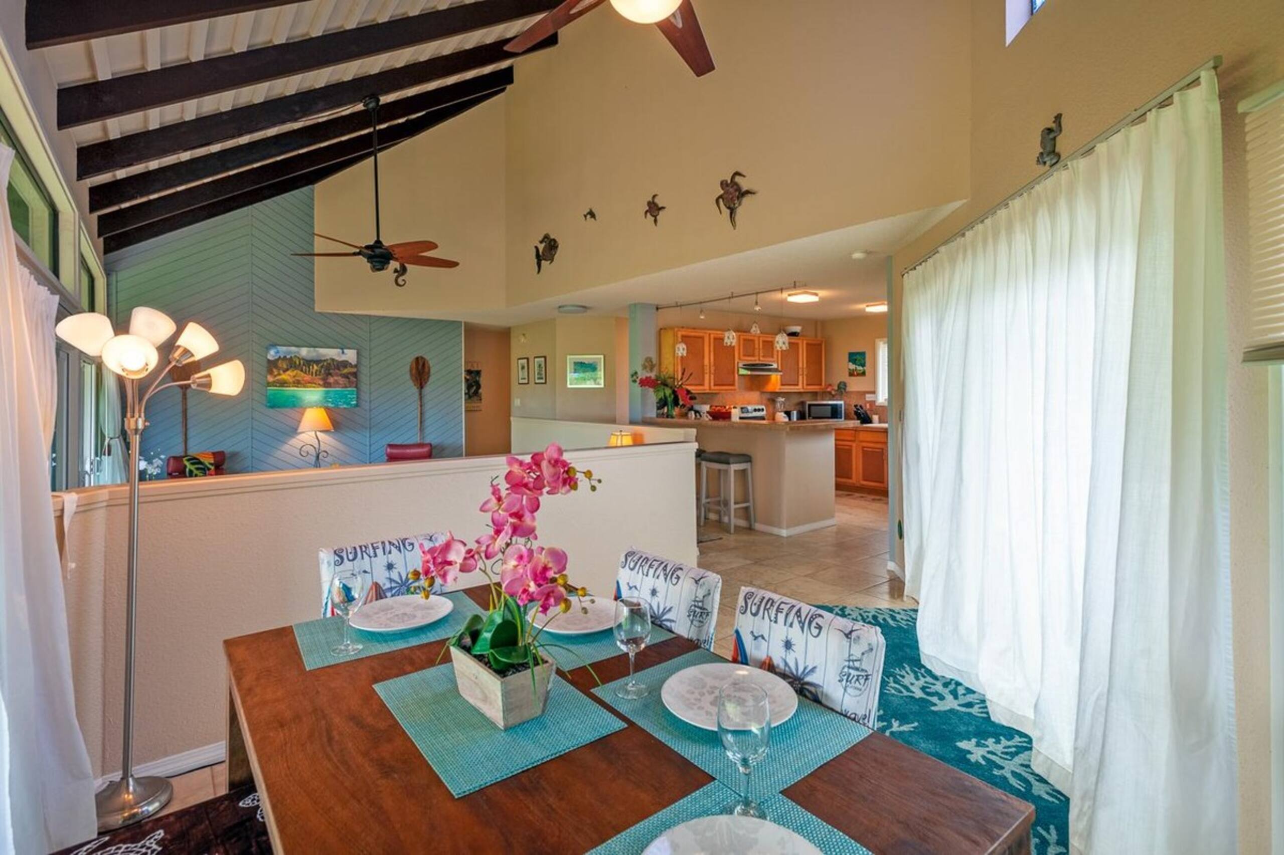 Spacious & Airy 2BR Villa - Ocean Views - Photo 11