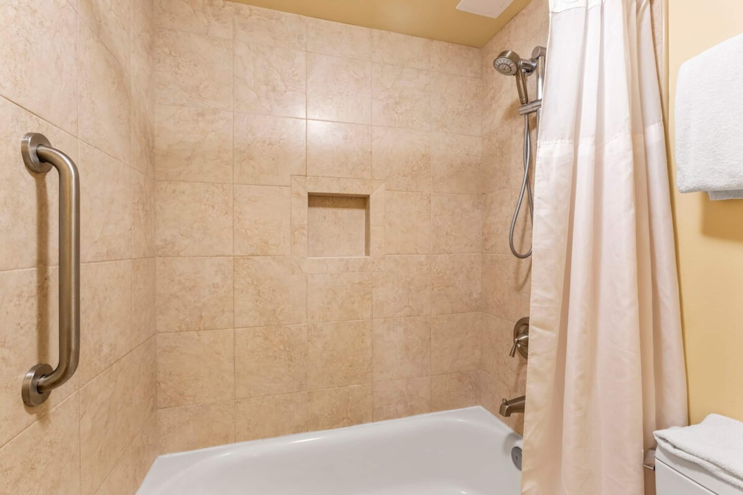 Maui Sunset Vacation Rentals A-212 - Photo 22