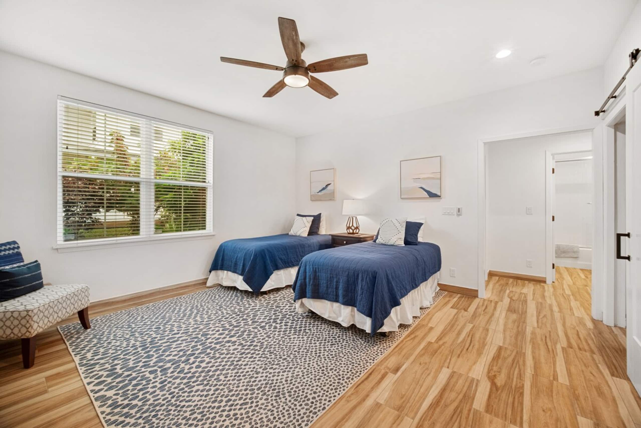Premium 2BD, Bonus Rm, AC, Epic Pool and Spa - Photo 28