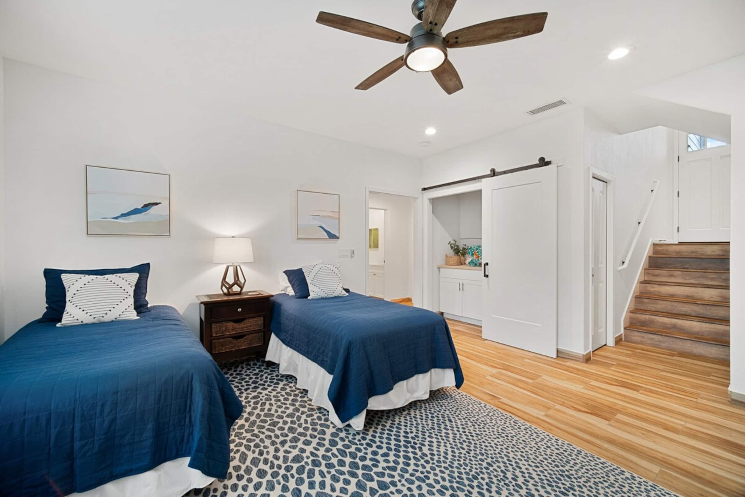 Premium 2BD, Bonus Rm, AC, Epic Pool and Spa - Photo 29