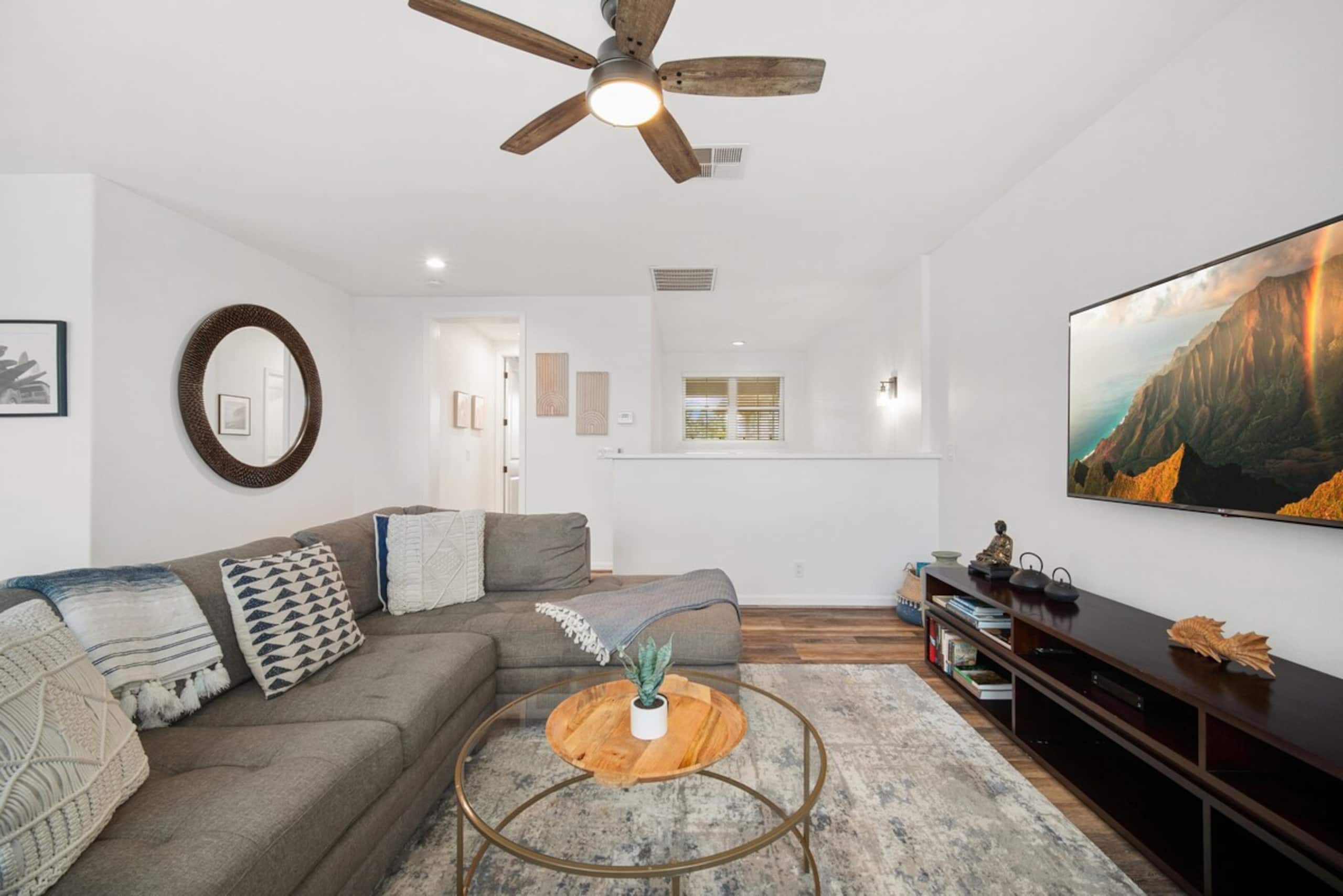 Premium 2BD, Bonus Rm, AC, Epic Pool and Spa - Photo 7