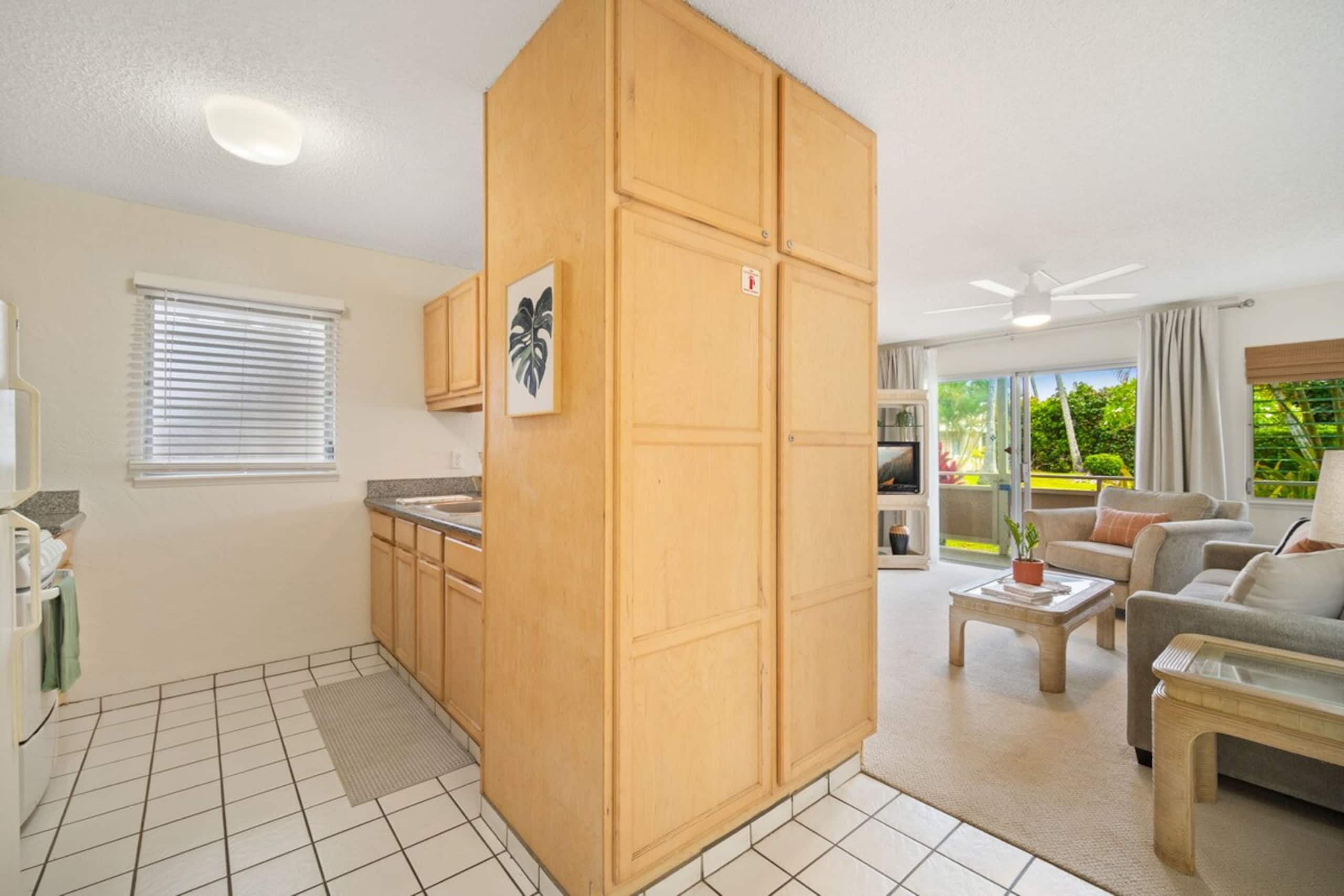 Plantation Hale J1, Ground Floor, End Unit - Photo 10