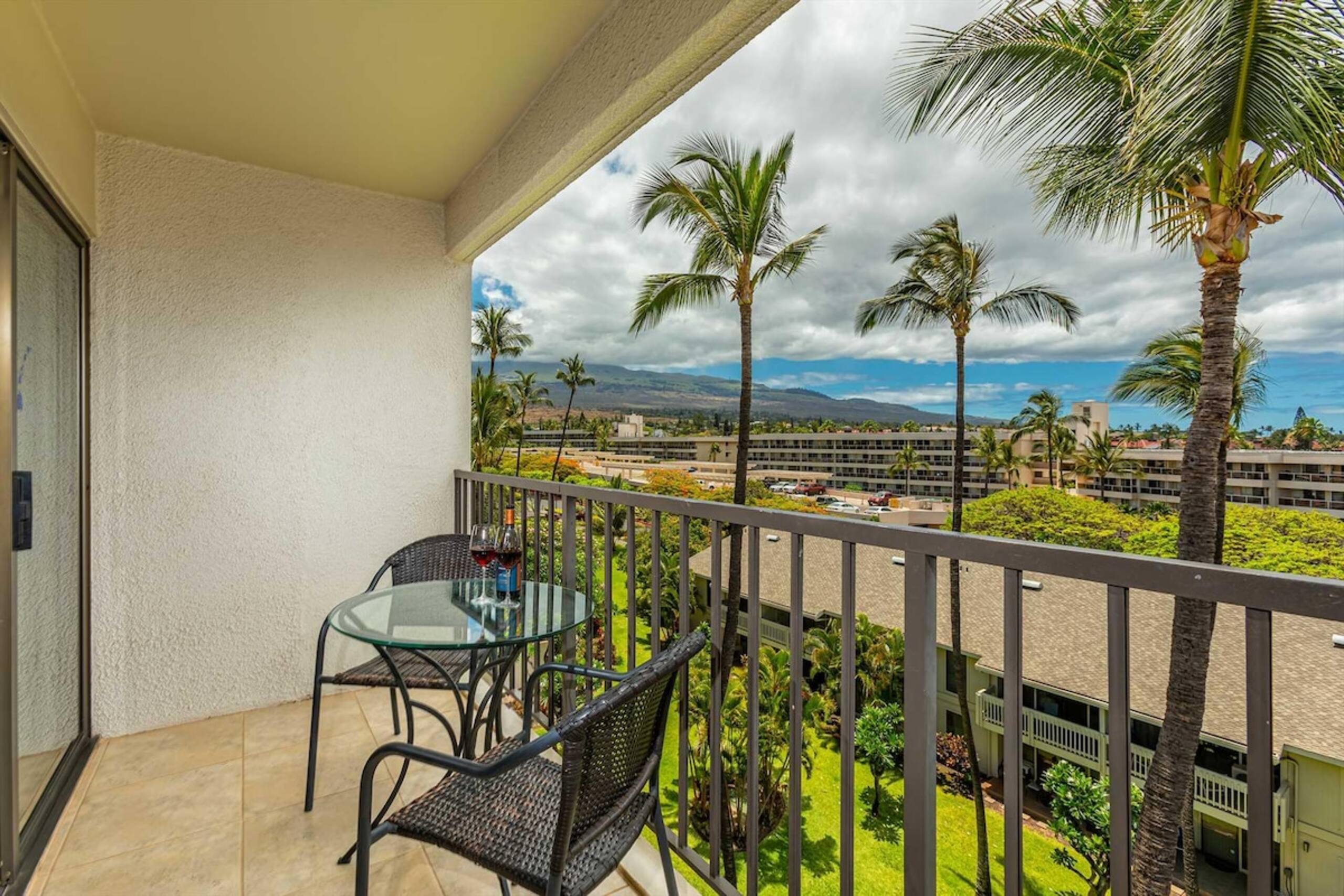 Kihei Akahi Resort - Unit C603 - Photo 4