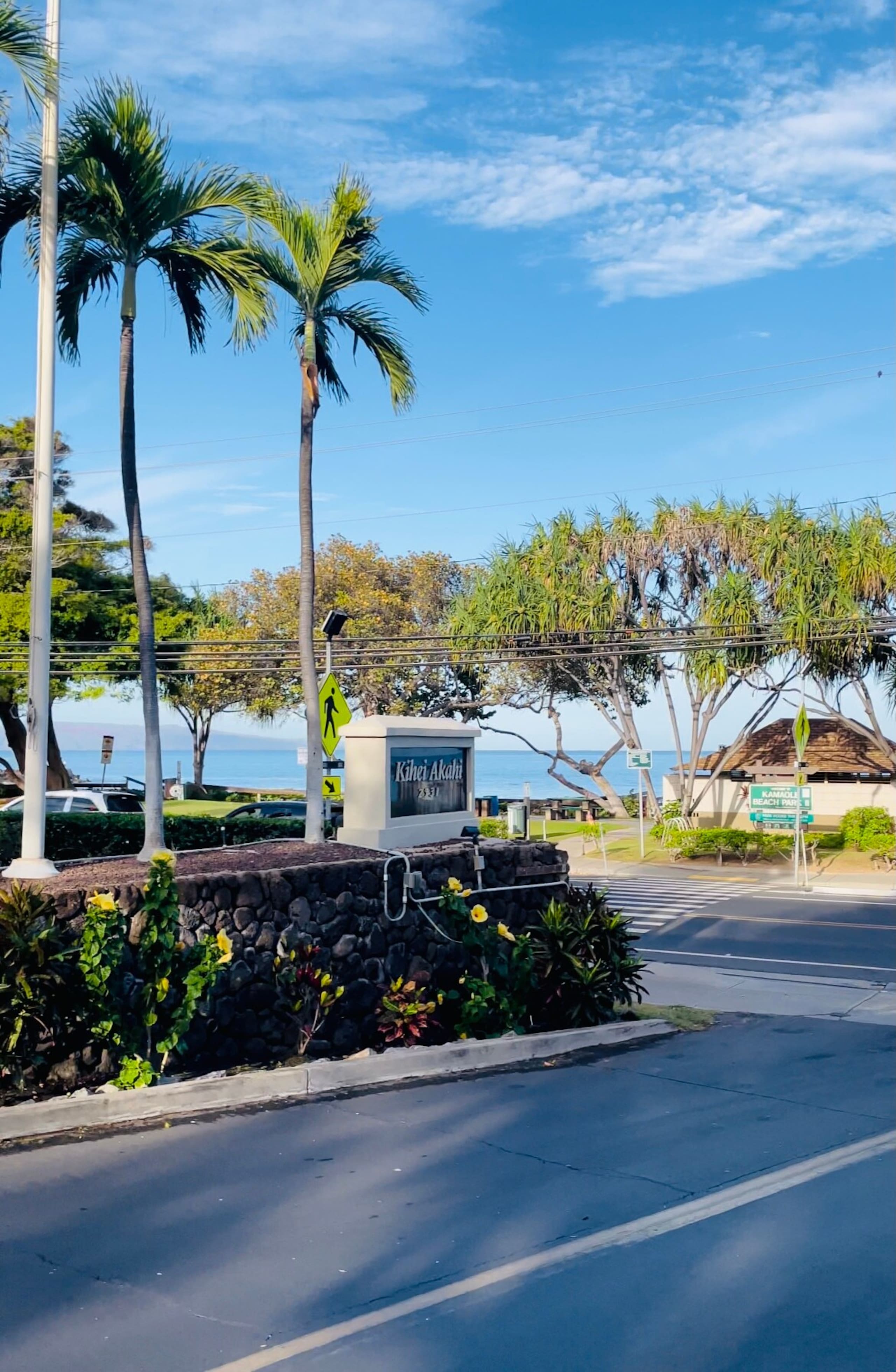 ACROSS FROM BEACH- NEWLY REMODELED- PRIME LOCATION - Photo 38