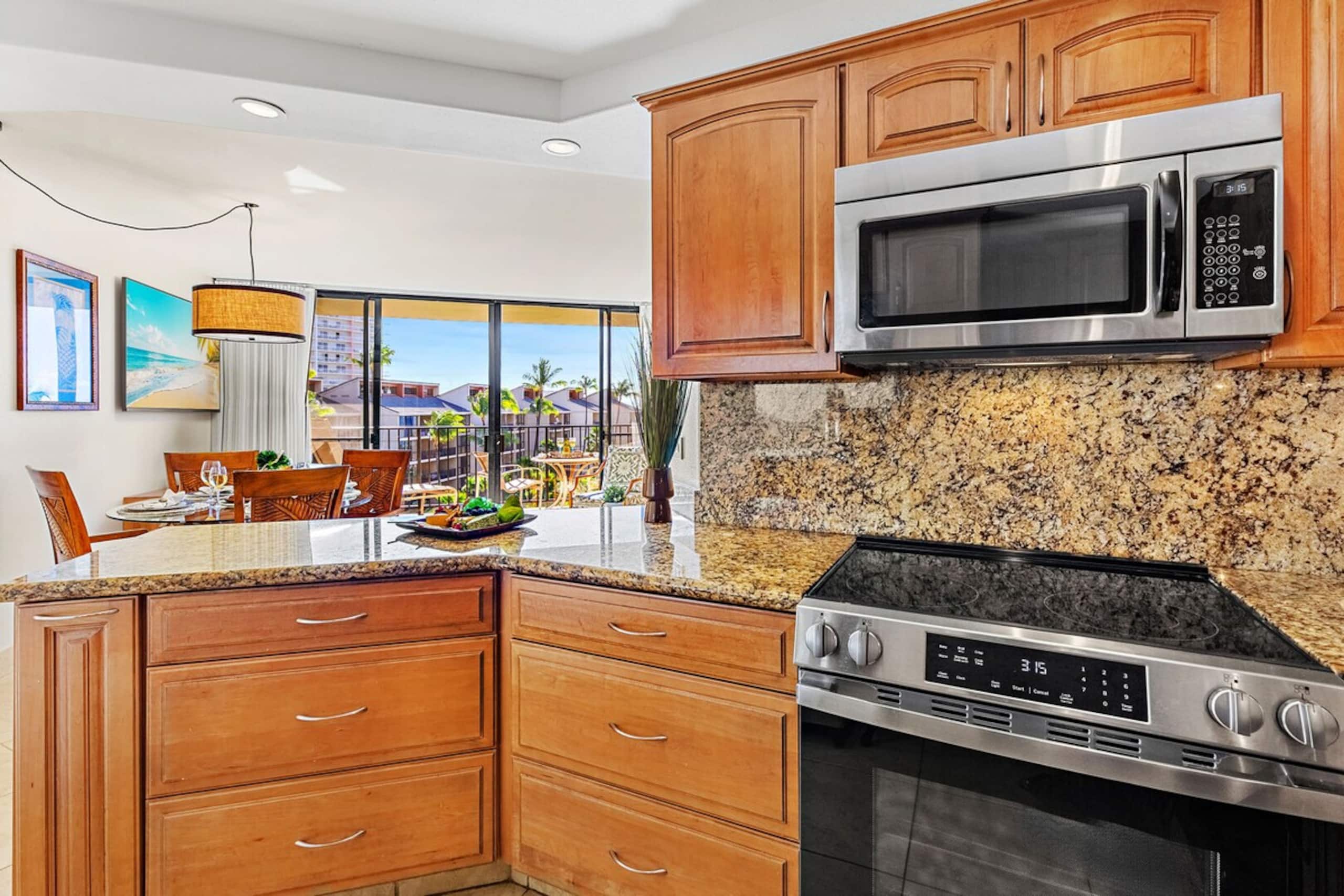 Soak in the ocean view sea from your private lanai - Photo 16