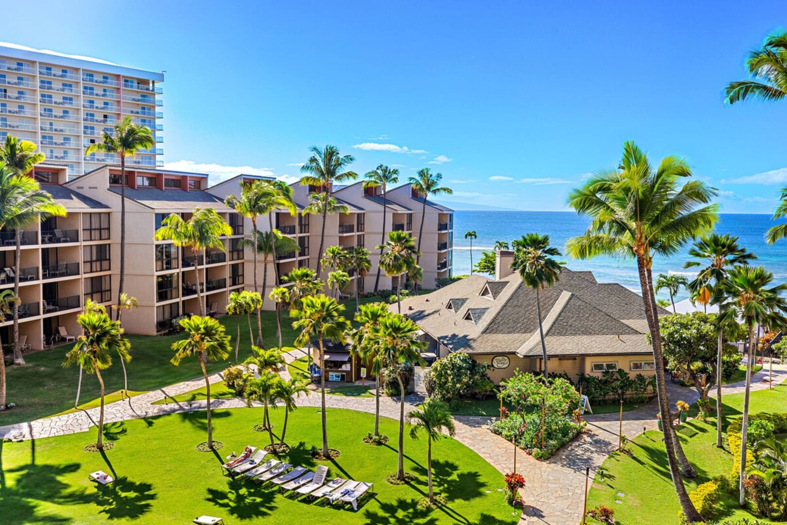 Soak in the ocean view sea from your private lanai - Photo 10