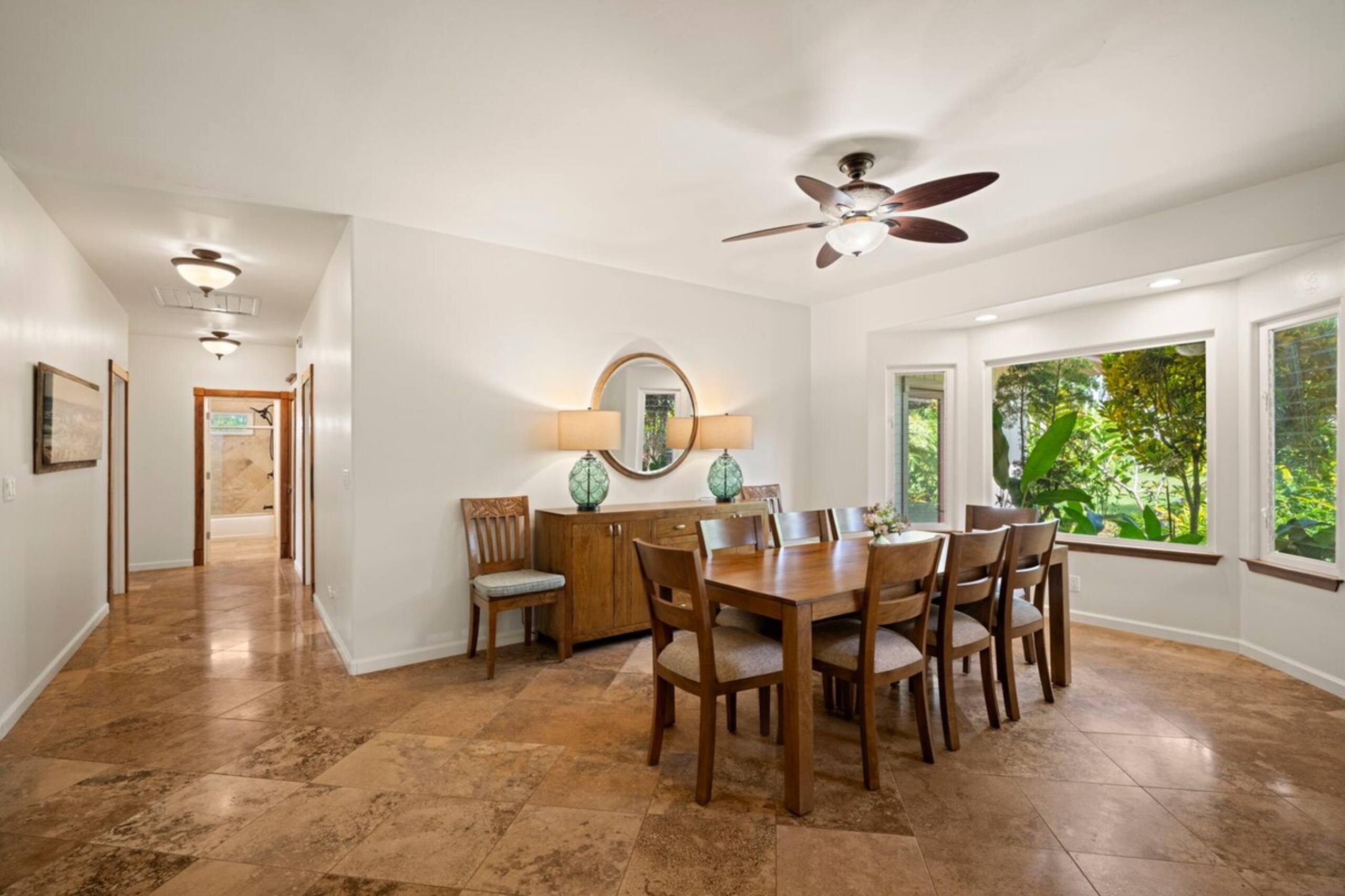 Emmalani Hale, Luxurious and Tranquil Retreat - Photo 13