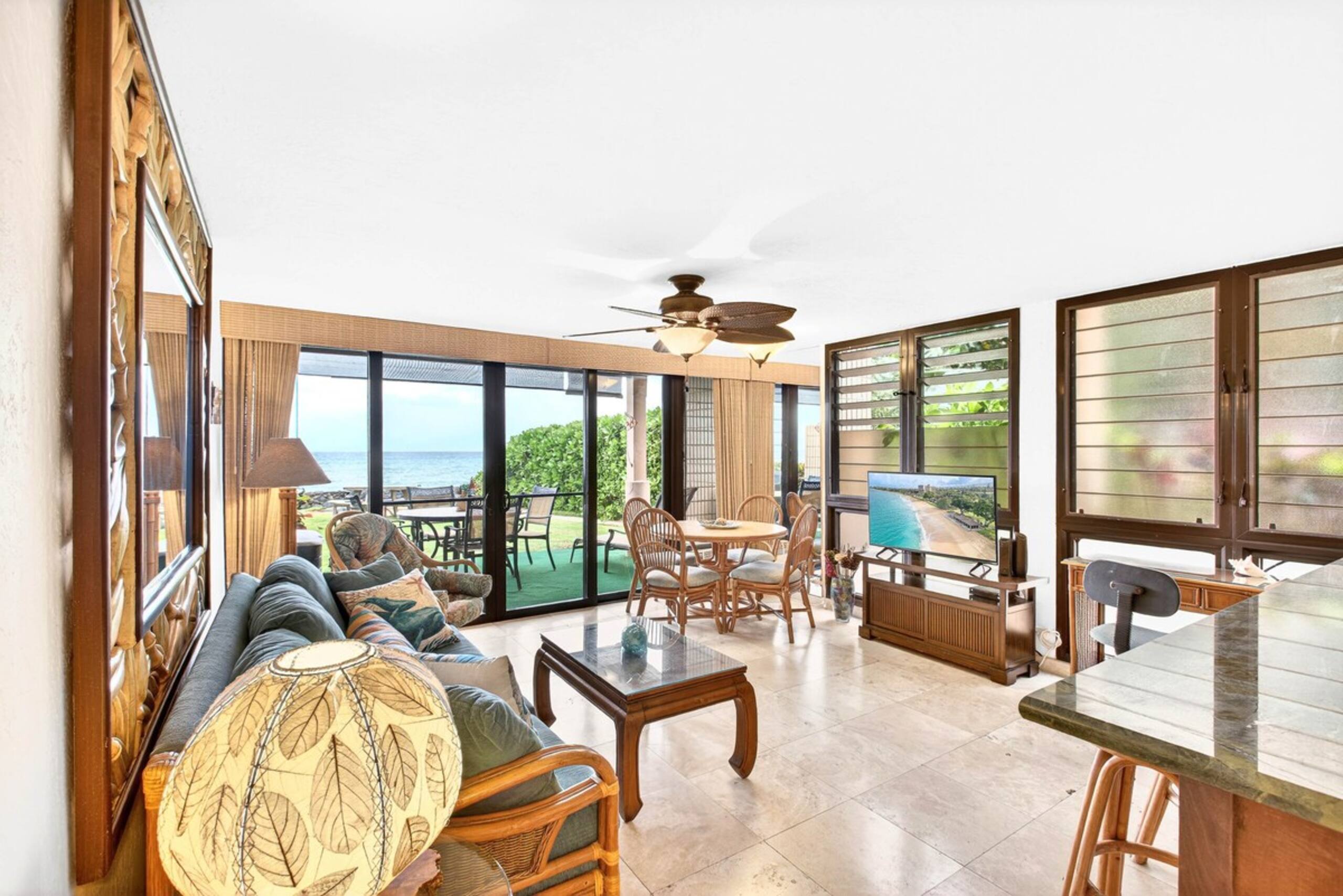 Private End Oceanfront Sanctuary - Photo 12