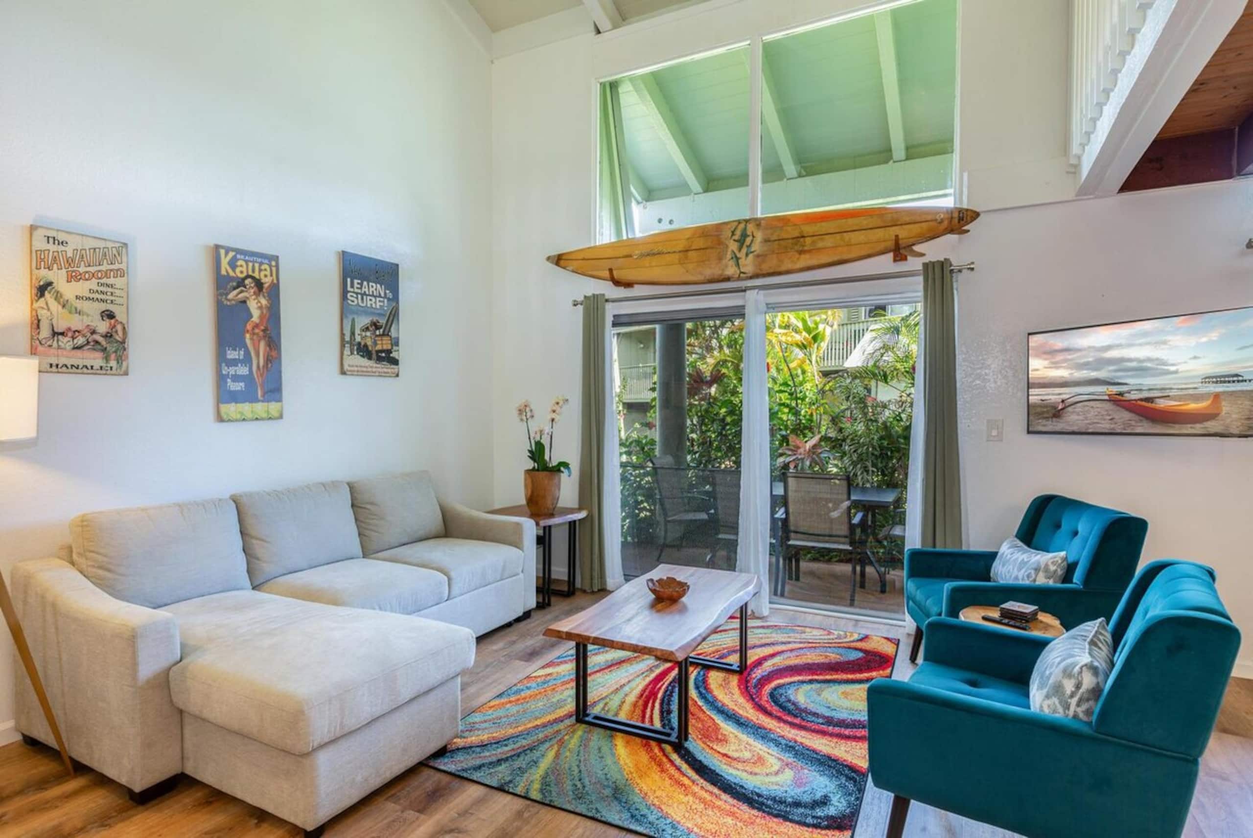 Nicely updated home, hike to beach, near shopping - Photo 10