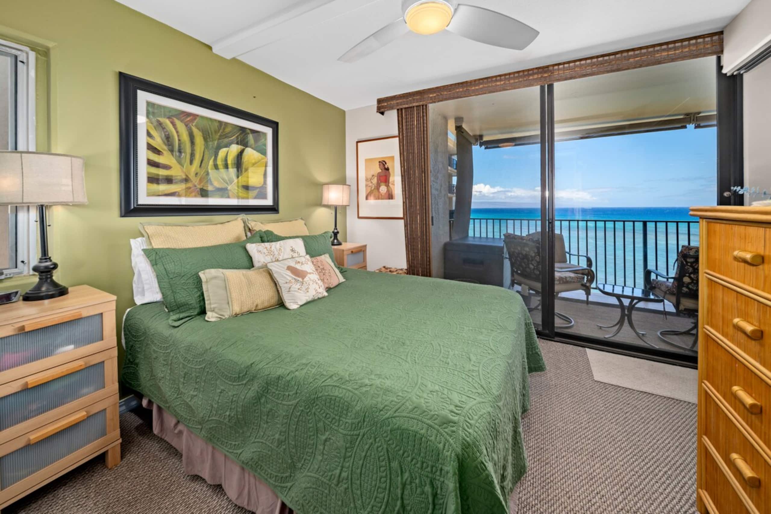 The Zen Den West Maui Oceanfront Balcony Suite - Photo 15